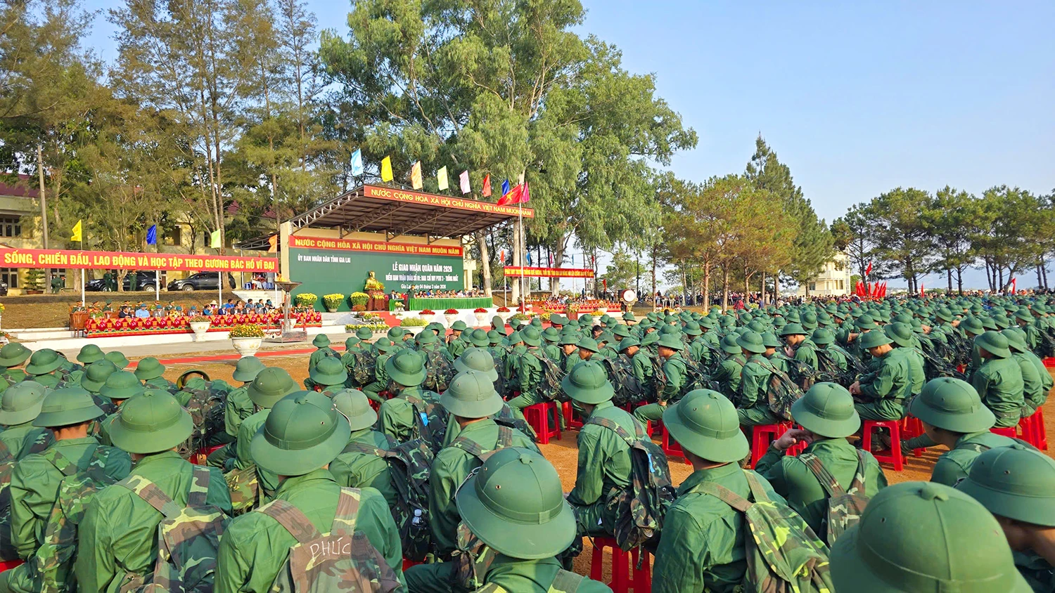 Le-giao-nhan-quan-Gia-Lai-1.jpg