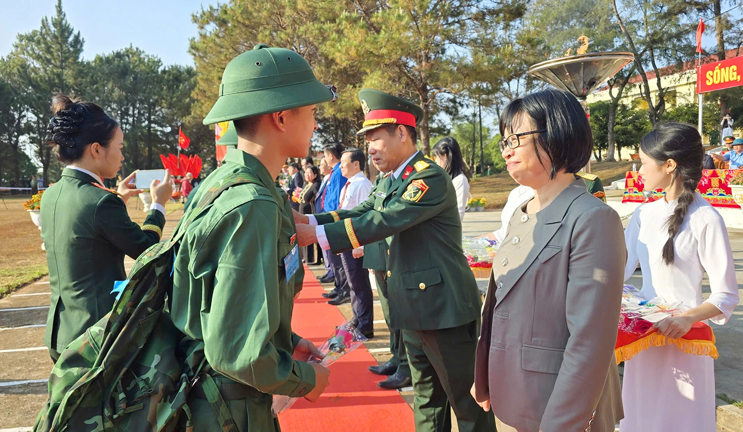 Le-giao-nhan-quan-Gia-Lai-14.jpg