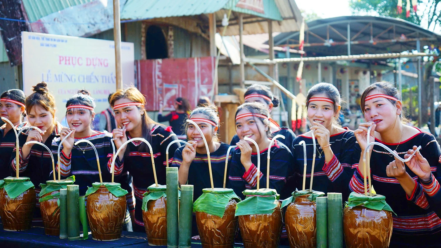 Le-mung-chien-thang-nguoi-Jrai-Gia-Lai-2.jpg