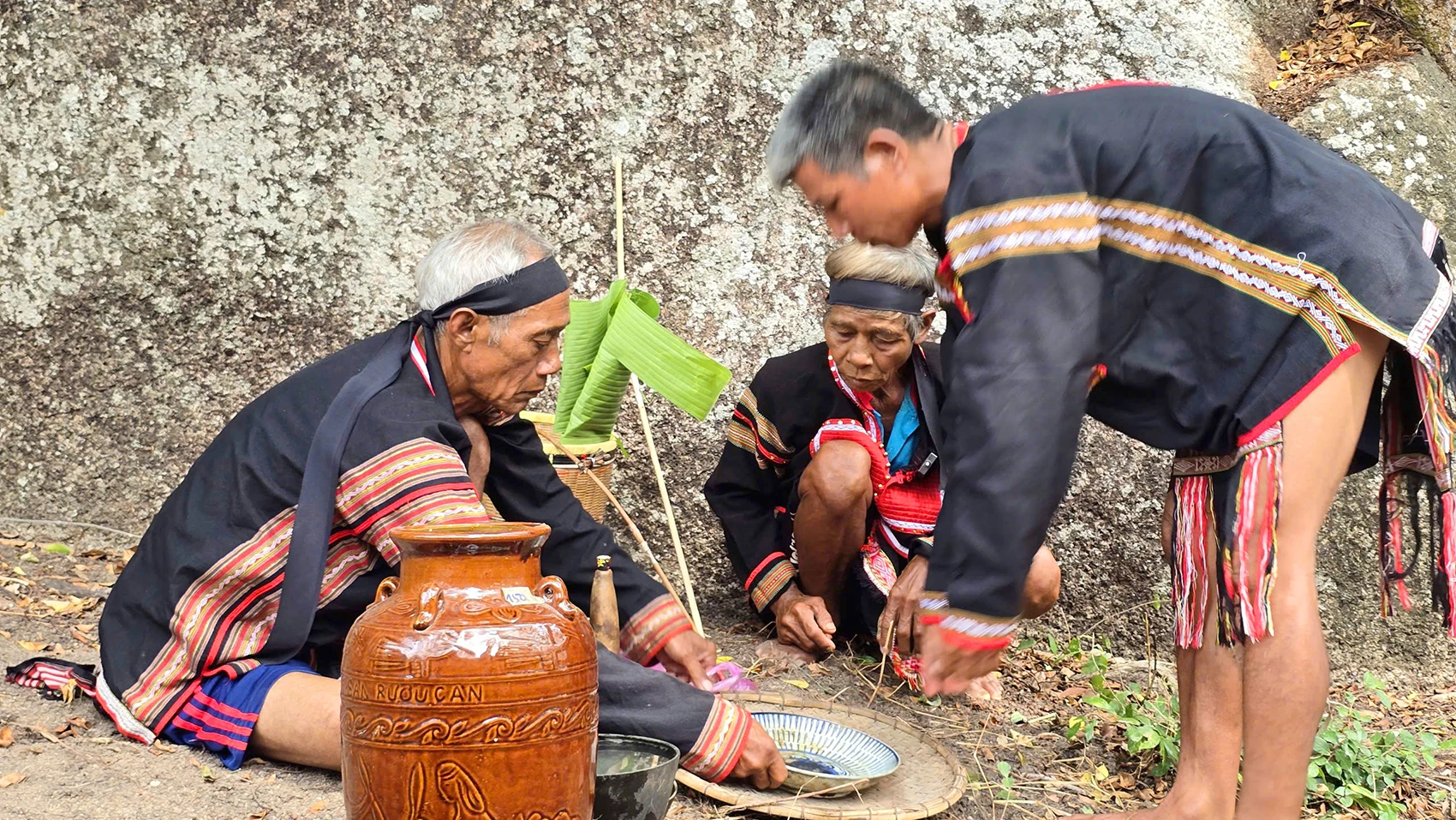 Nghi-le-cau-mua-Vua-Lua-Gia-Lai-14.jpg