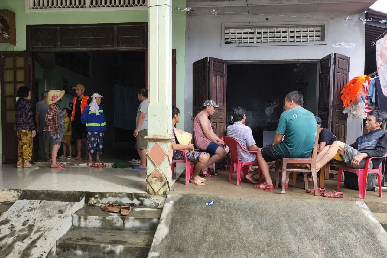 sat-lo-kinh-hoang-4-con-nho-bo-vo-3.jpeg