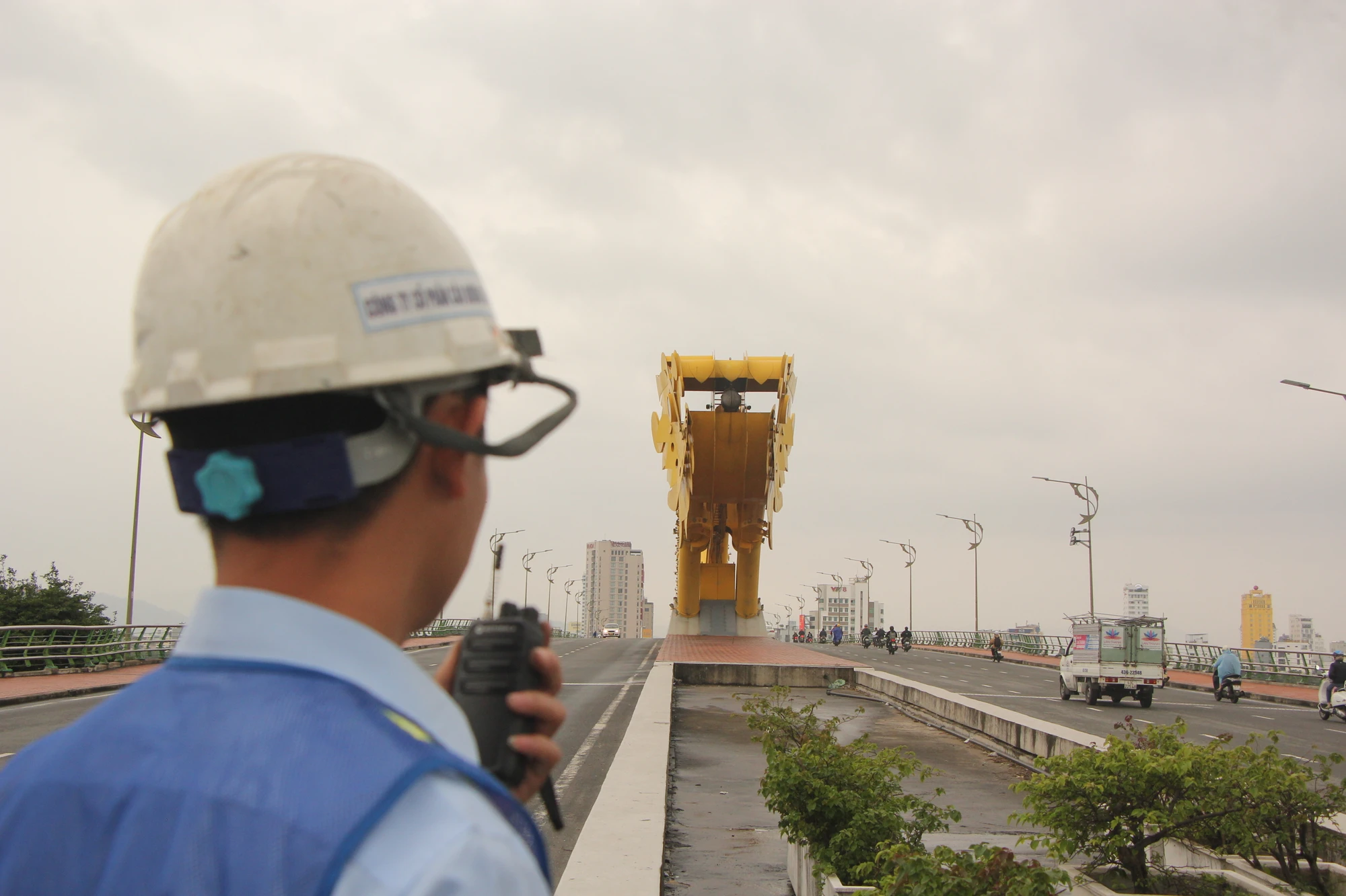 Ngay khi kiểm tra xong, tổ sẽ tiến hành vận hành thử để đảm bảo không bị lỗi. Ngay khi kiểm tra xong, tổ sẽ tiến hành vận hành thử để đảm bảo không bị lỗi.