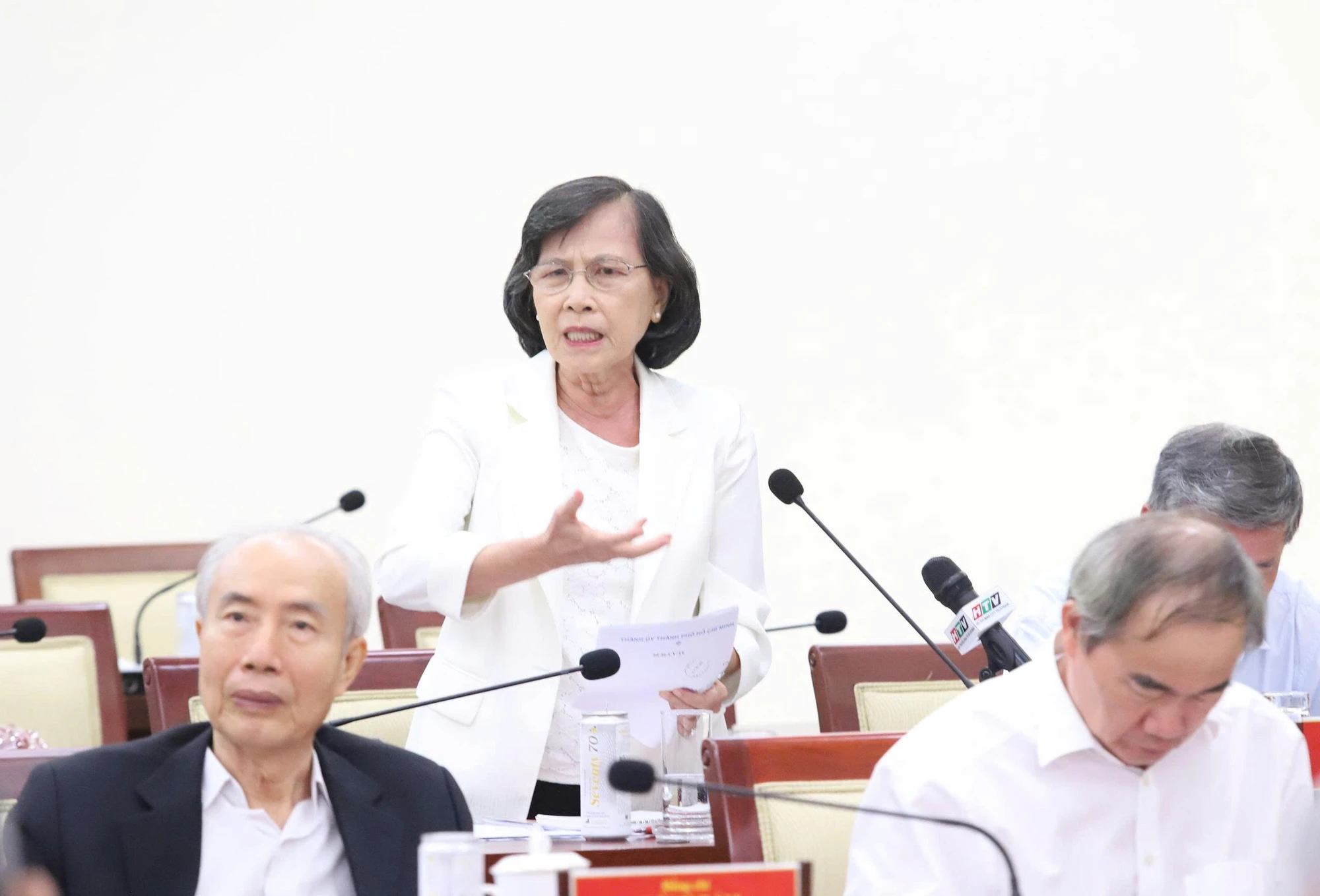 xay-dung-ha-tang-van-kien.jpg