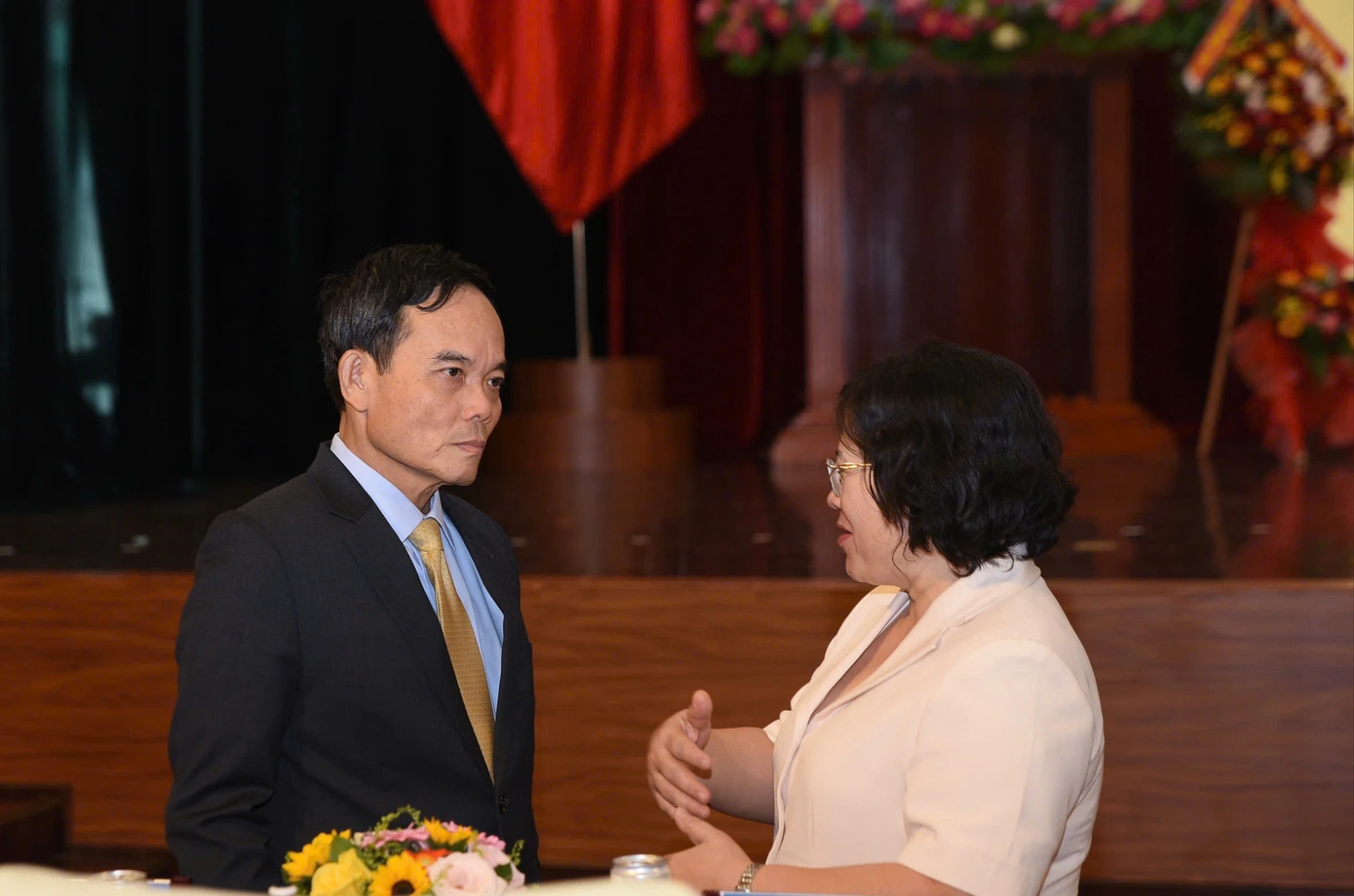co-che-dac-thu.jpg
