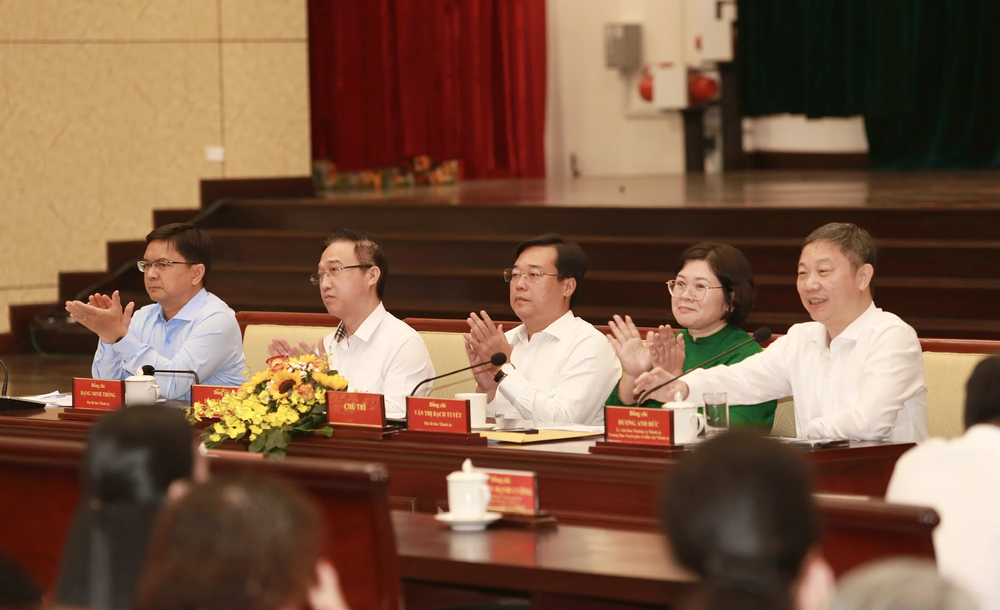TPHCM-hop-mat-van-nghe-si-bao-chi 2.jpg