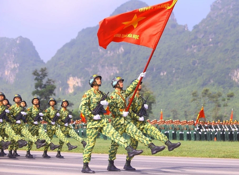 quan-doi-cong-an-tong-hop-luyen-chuan-bi-ky-niem-80-nam-quoc-khanh.JPG