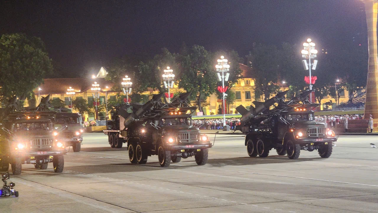 toan-canh-buoi-tong-hop-luyen-dieu-binh-dieu-hanh-o-quang-truong-ba-dinh-5.jpg