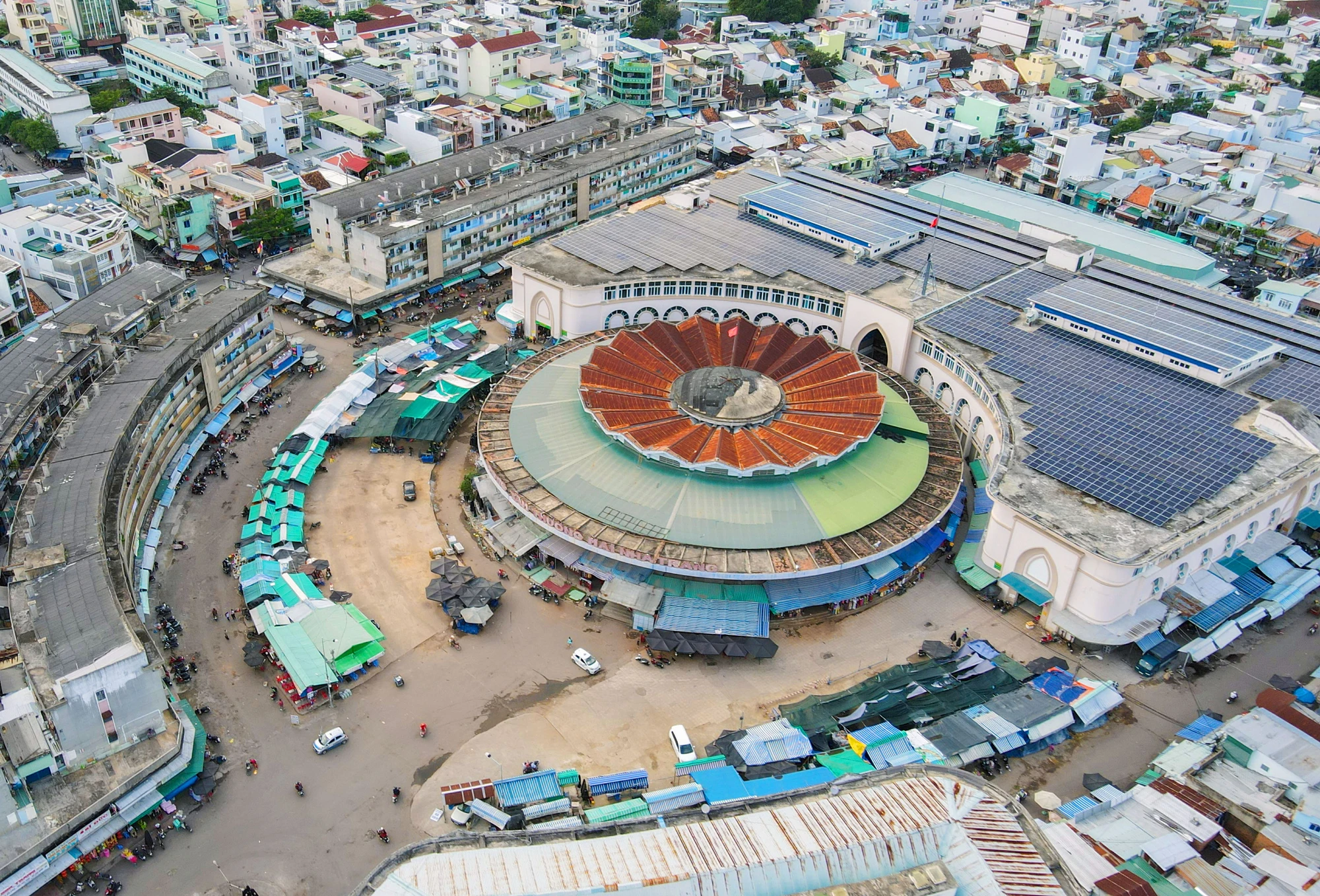 chợ đầm.jpg