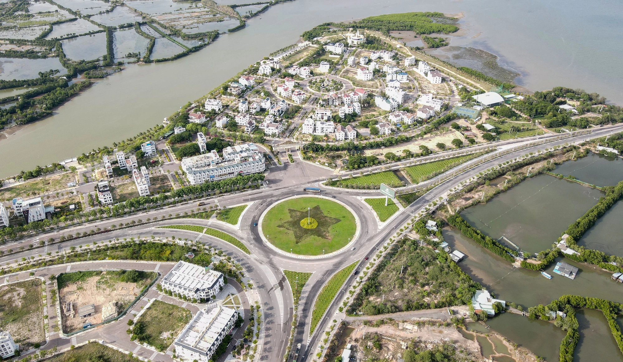 Đường ven biển Bình Định mở ra không gian phát triển mới
