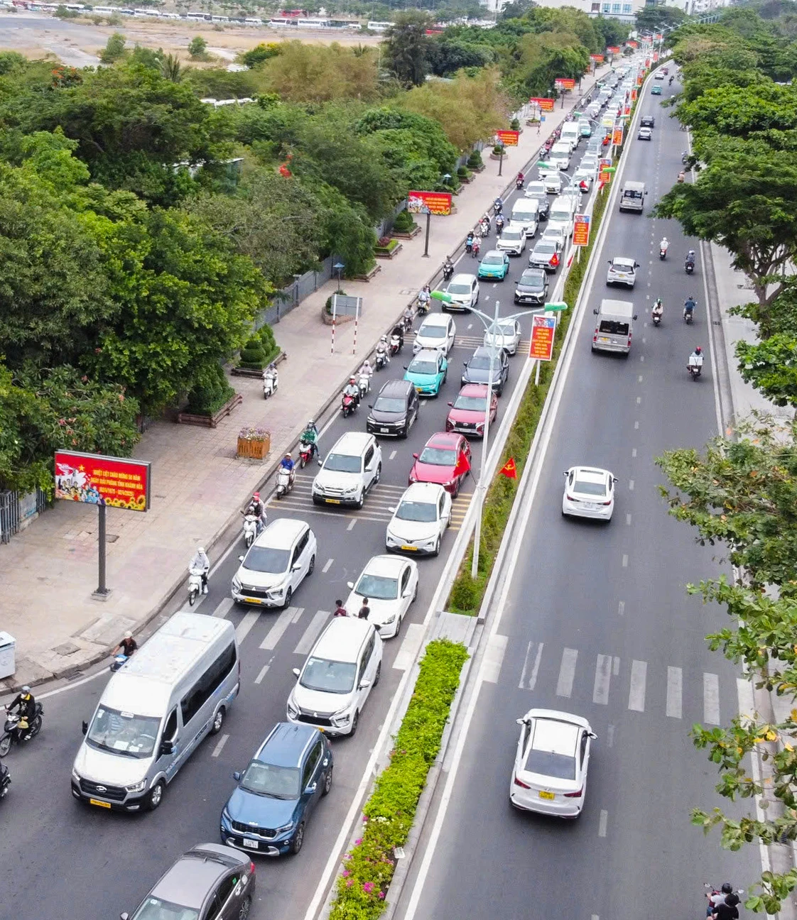 ở Nha Trang.jpg