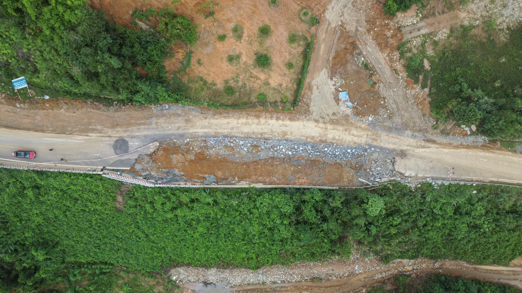 DJI_0385.jpg