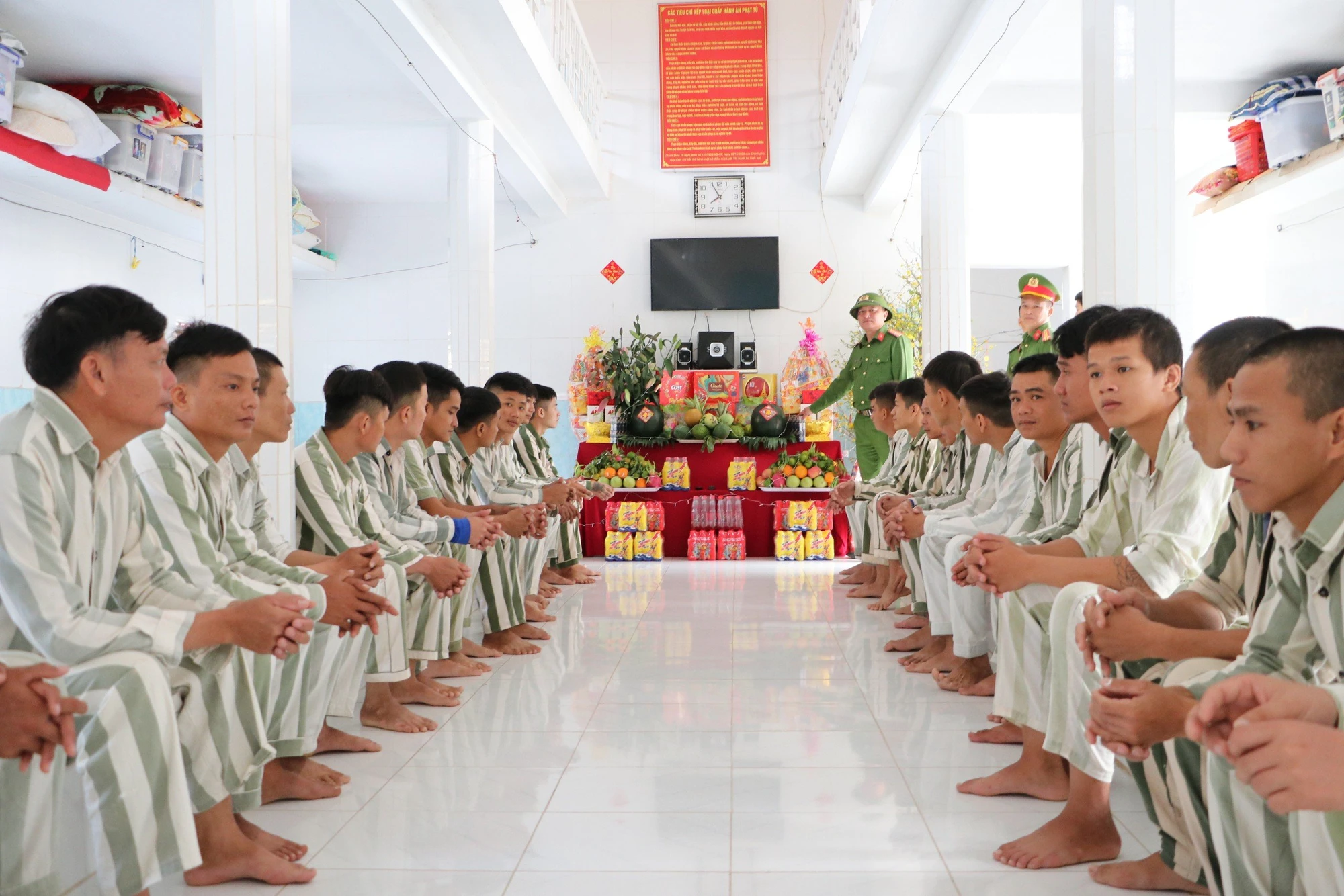 tet-cua-cac-pham-nhan-o-trai-giam-xuan-loc-.jpg