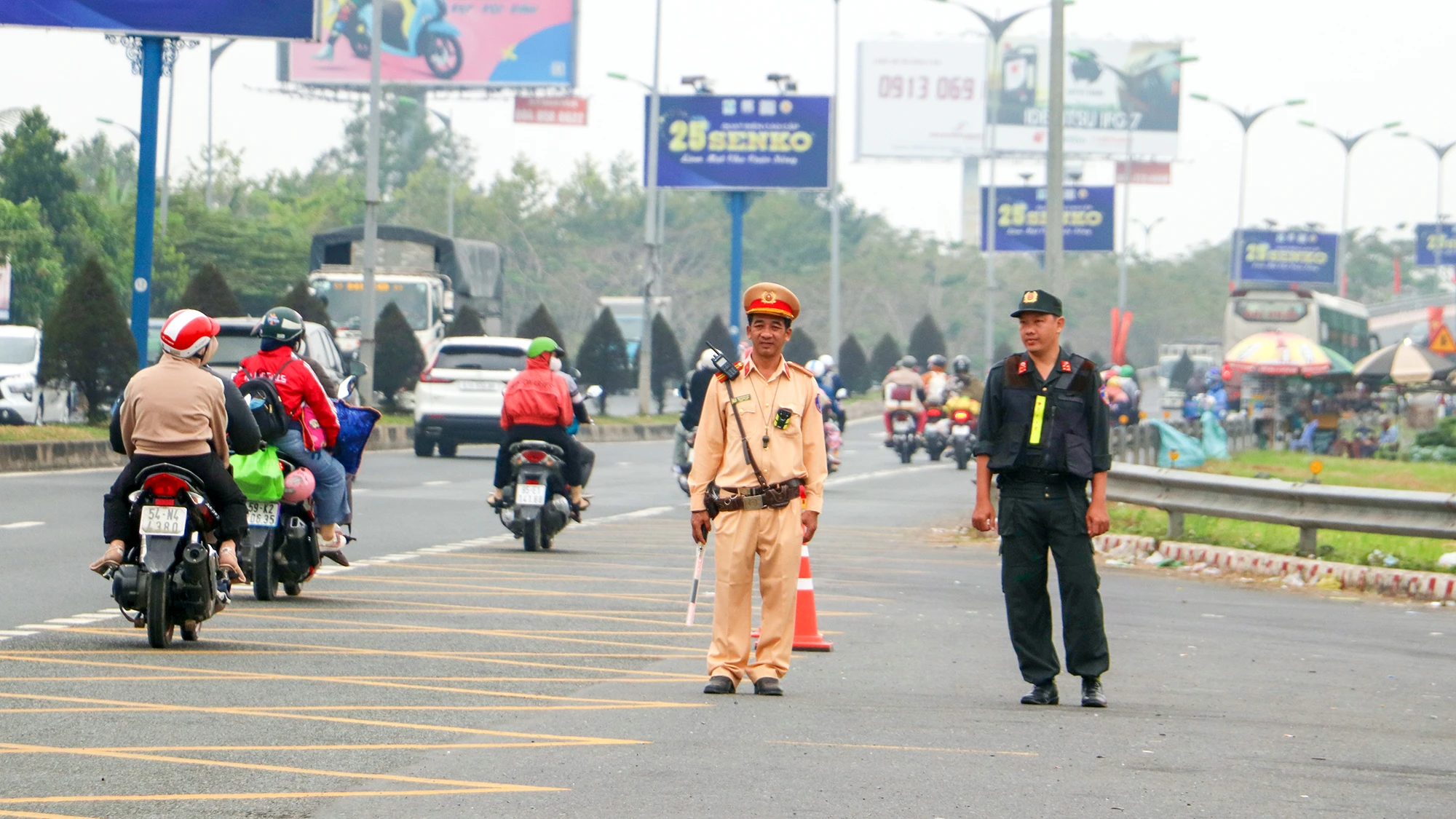 giam-doc-cong-an-tp-can-tho-kiem-tra-4.jpg