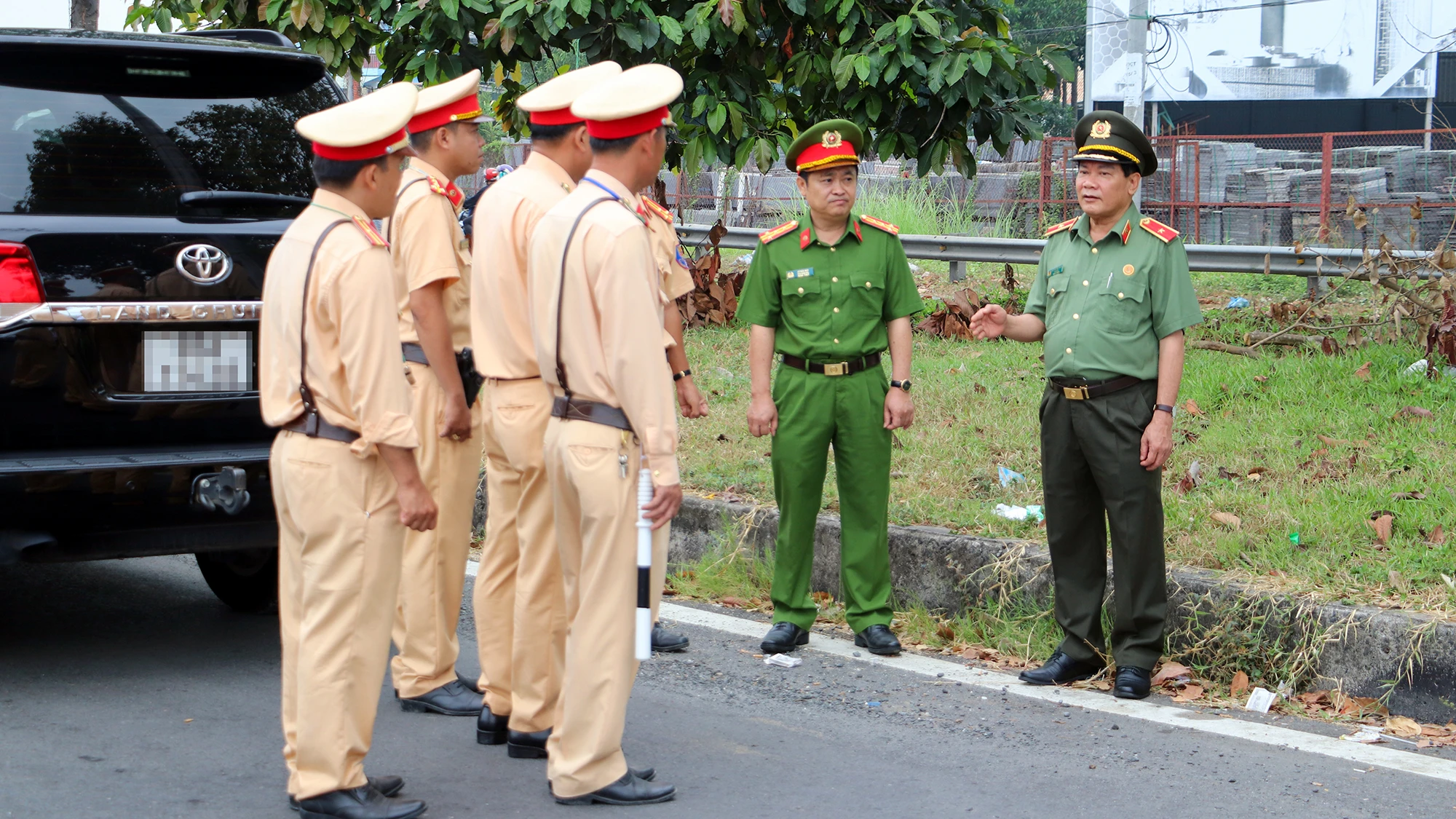 giam-doc-cong-an-tp-can-tho-kiem-tra-6.jpg