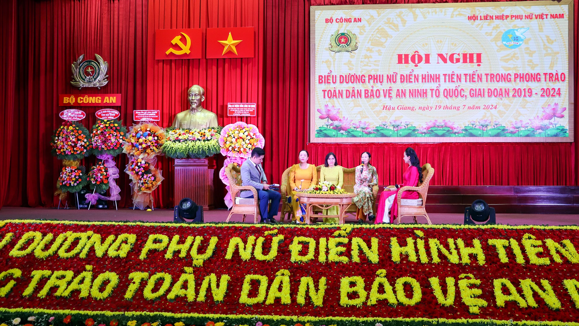 bo-cong-an-khen-thuong-9.jpg