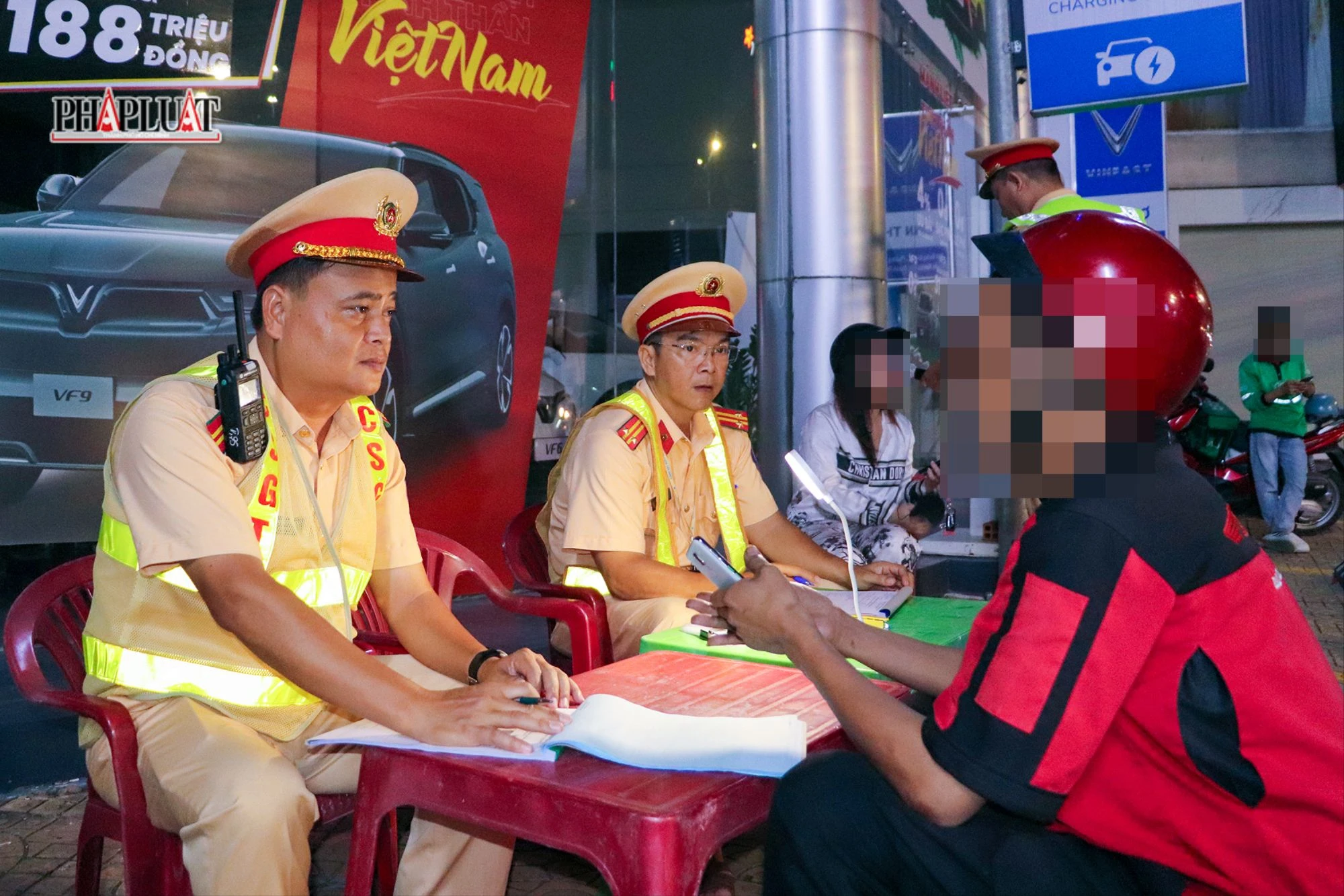 csgt-bat-nong-do-con-18.jpg