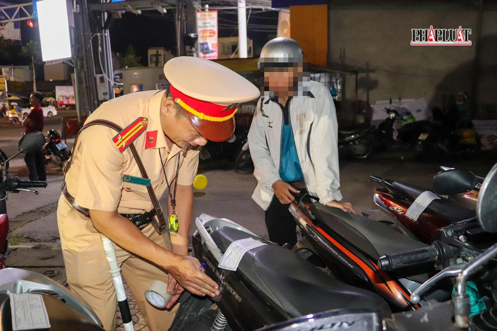 csgt-cong-an-tp-can-tho-nong-do-con-41.jpg