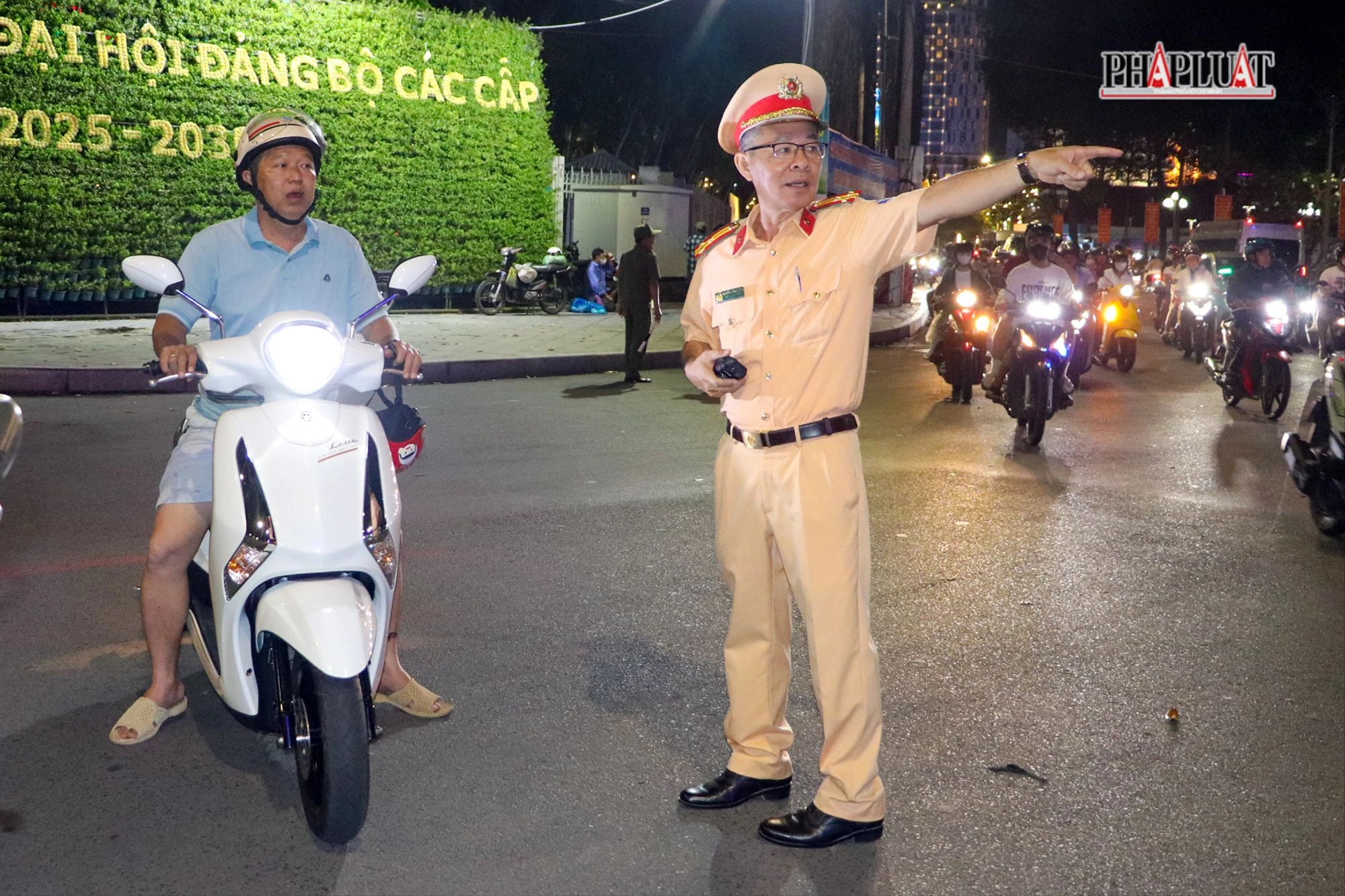 csgt-can-tho-le-hoi-song-nuoc-4.jpg