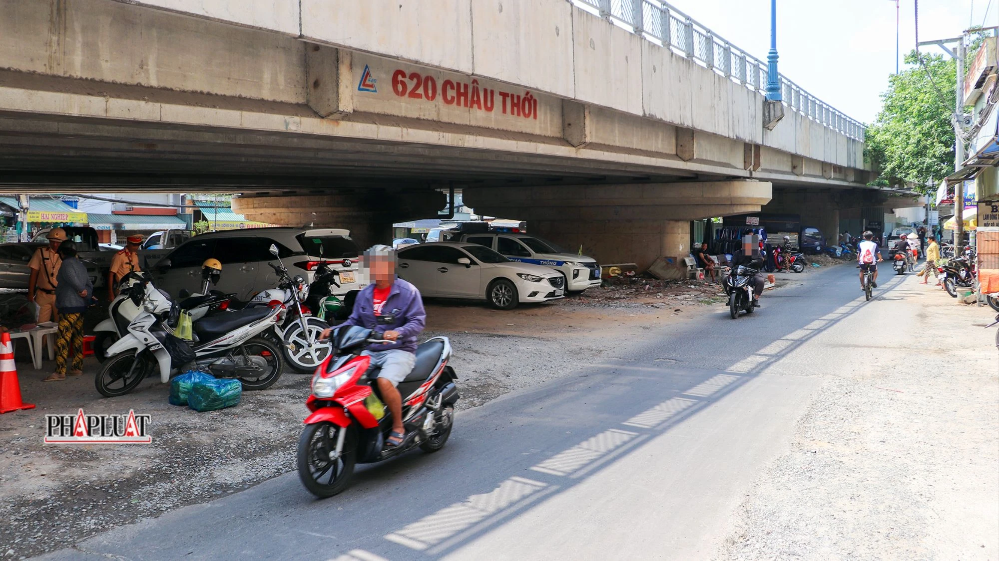 csgt-can-tho-di-nguoc-chieu-cau-quang-trung-21.jpg