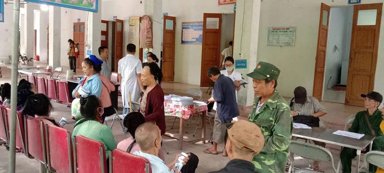 Trạm Y tế là nơi khám, nơi chăm sóc sức khỏe cho người dân vùng cao, vùng biên giới.