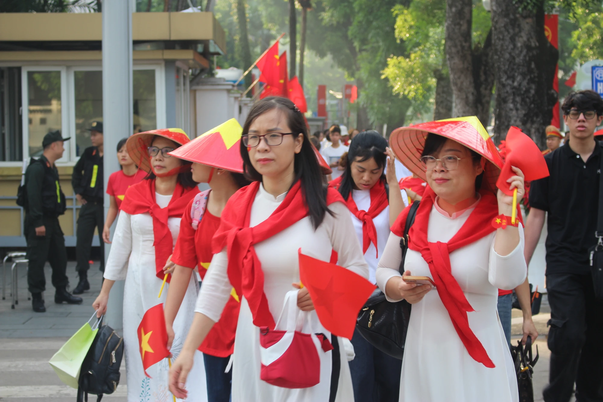 nguoi dan.JPG