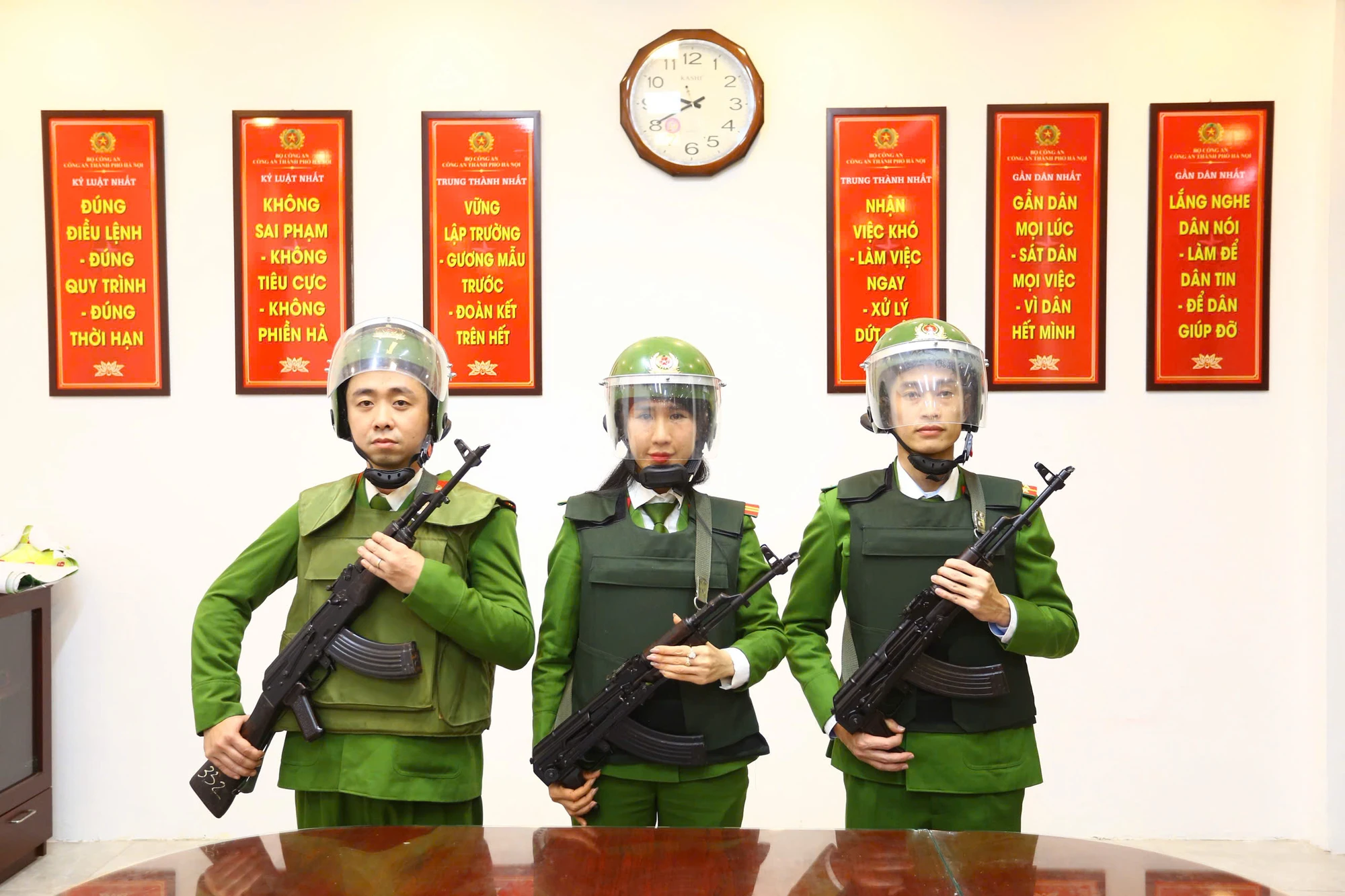 Cong-an-Ha-Noi.jpg