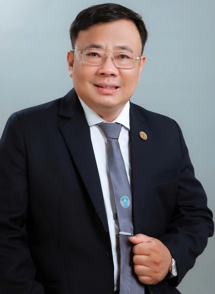 1Hinh-Nguyen-Tri-Thanh_Quyhangiga.jpg