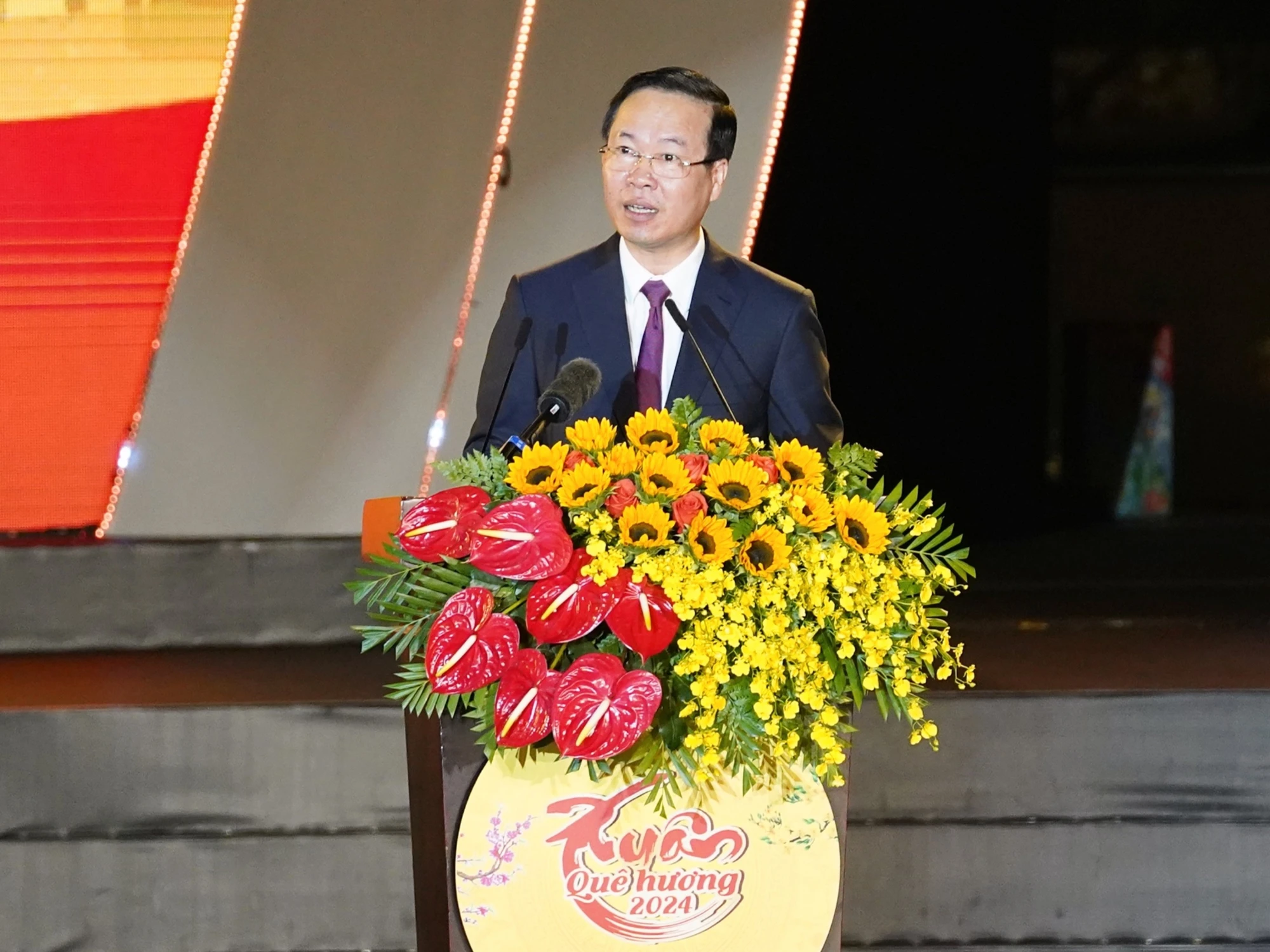 chu-tich-nuoc-vo-van-thuong-8.jpg