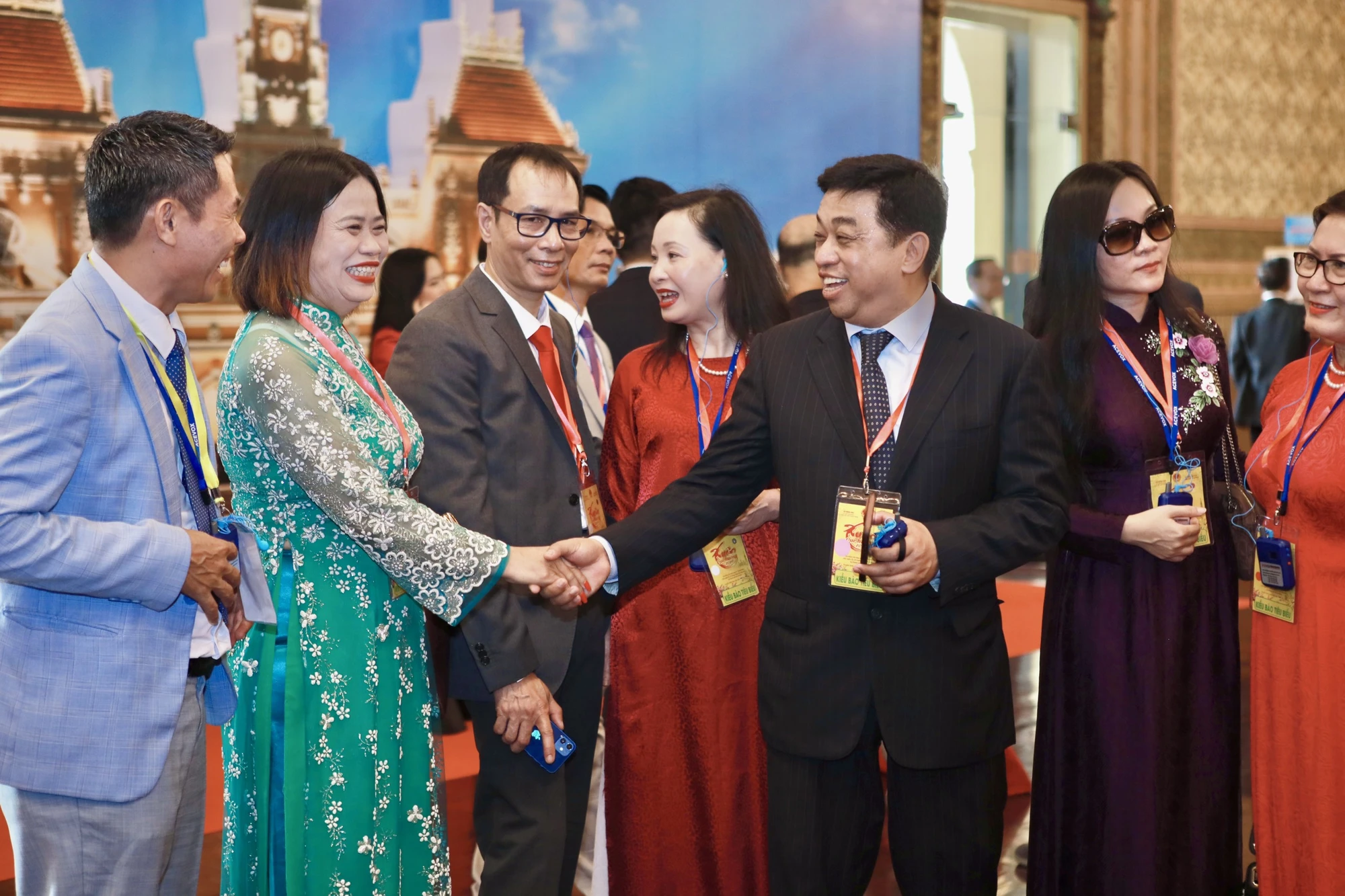 Phó chủ tịch UBND TP.HCM: Kiều bào làm mùa xuân TP.HCM ấm áp hơn