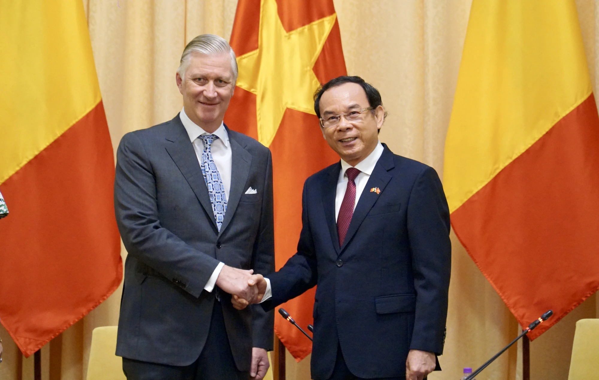 nha-vua-vuong-quoc-bi-6.JPG