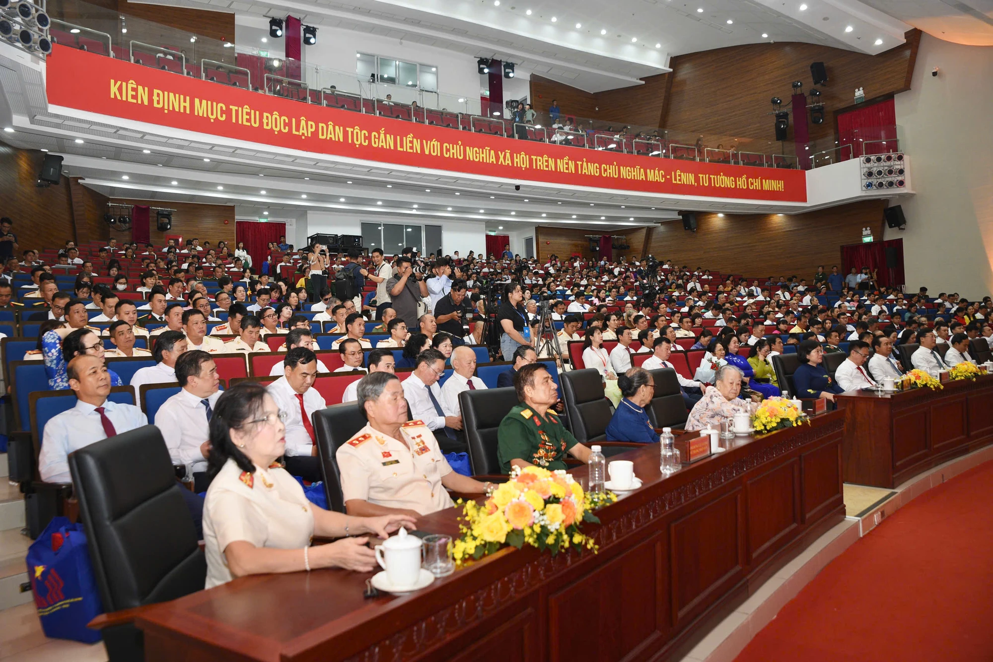thi-dua-yeu-nuoc-3.jpg