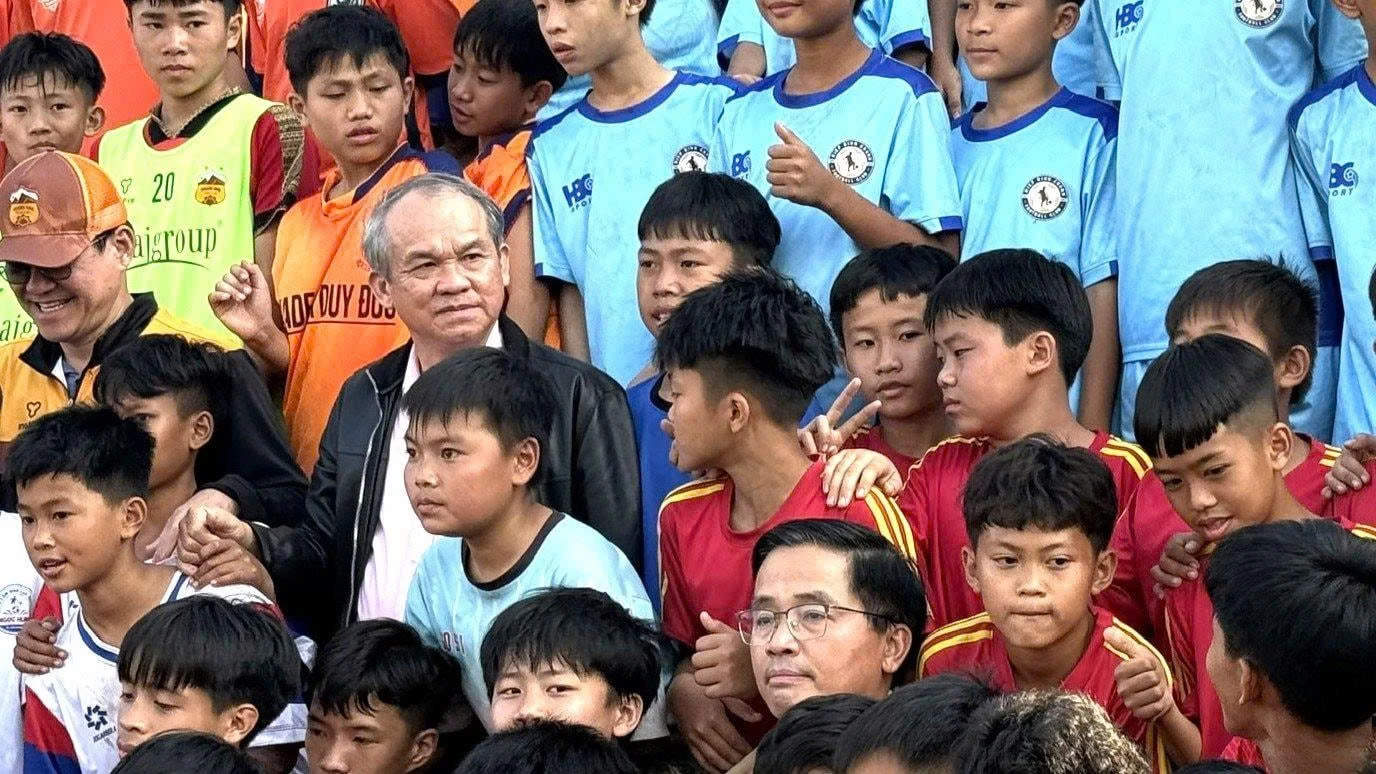 Ngẫu hứng bầu Đức và những món quà bạc tỉ cho U-23 Việt Nam