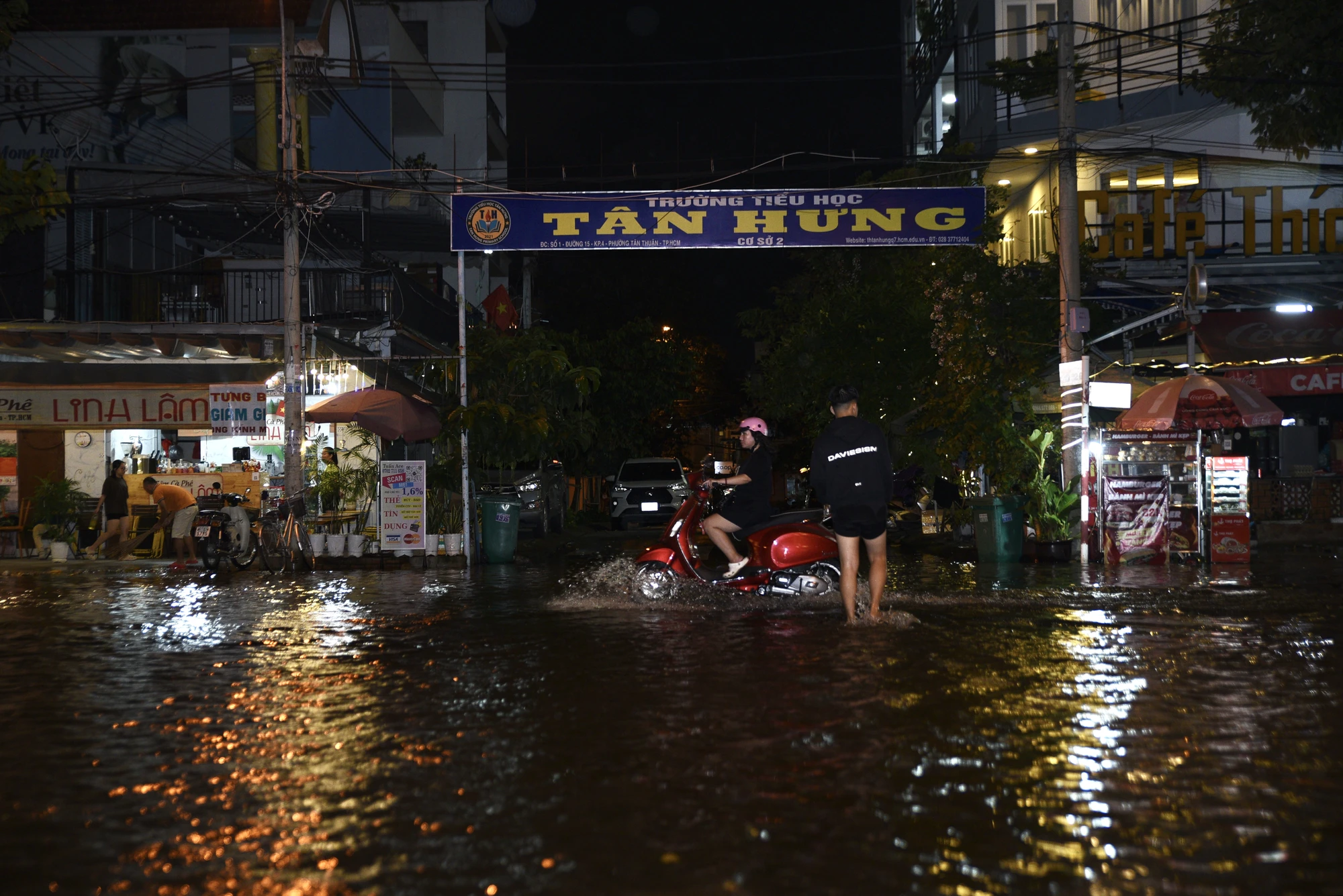 Triều cường dâng, cư xá ngân hàng,