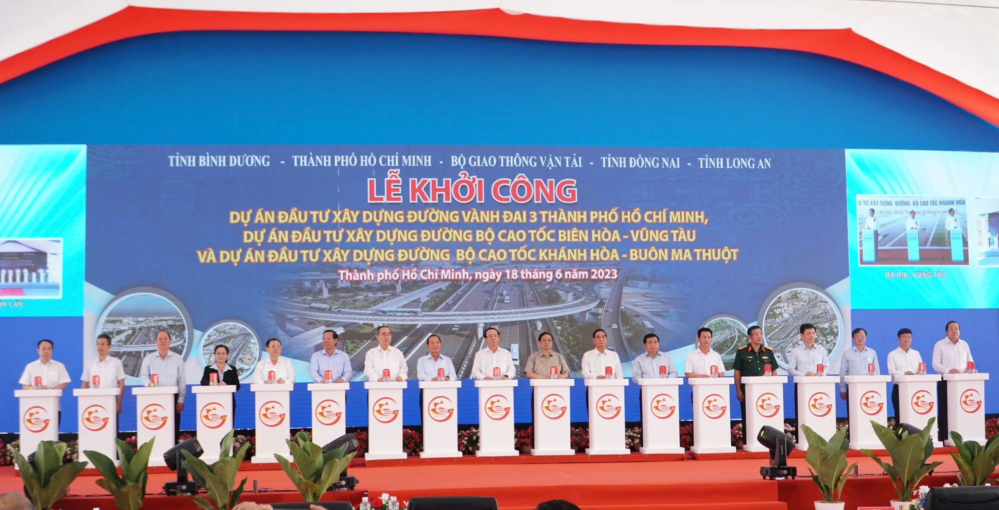 Thủ tướng: Phải vượt nắng thắng mưa để đảm bảo tiến độ dự án Vành đai 3 ảnh 1 Thủ tướng: Phải vượt nắng thắng mưa để đảm bảo tiến độ dự án Vành đai 3 ảnh 1