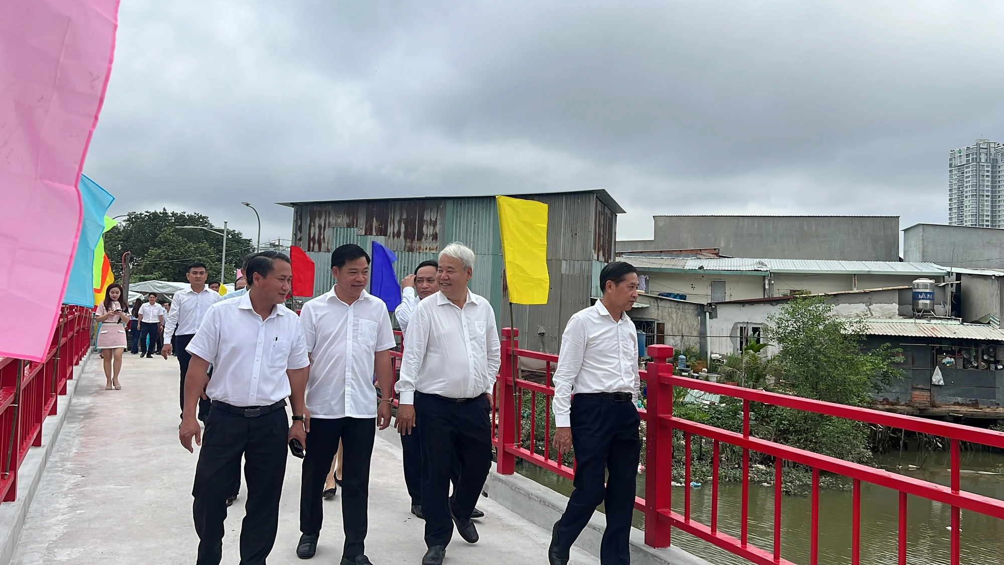 mo-rong-hem1.jpg