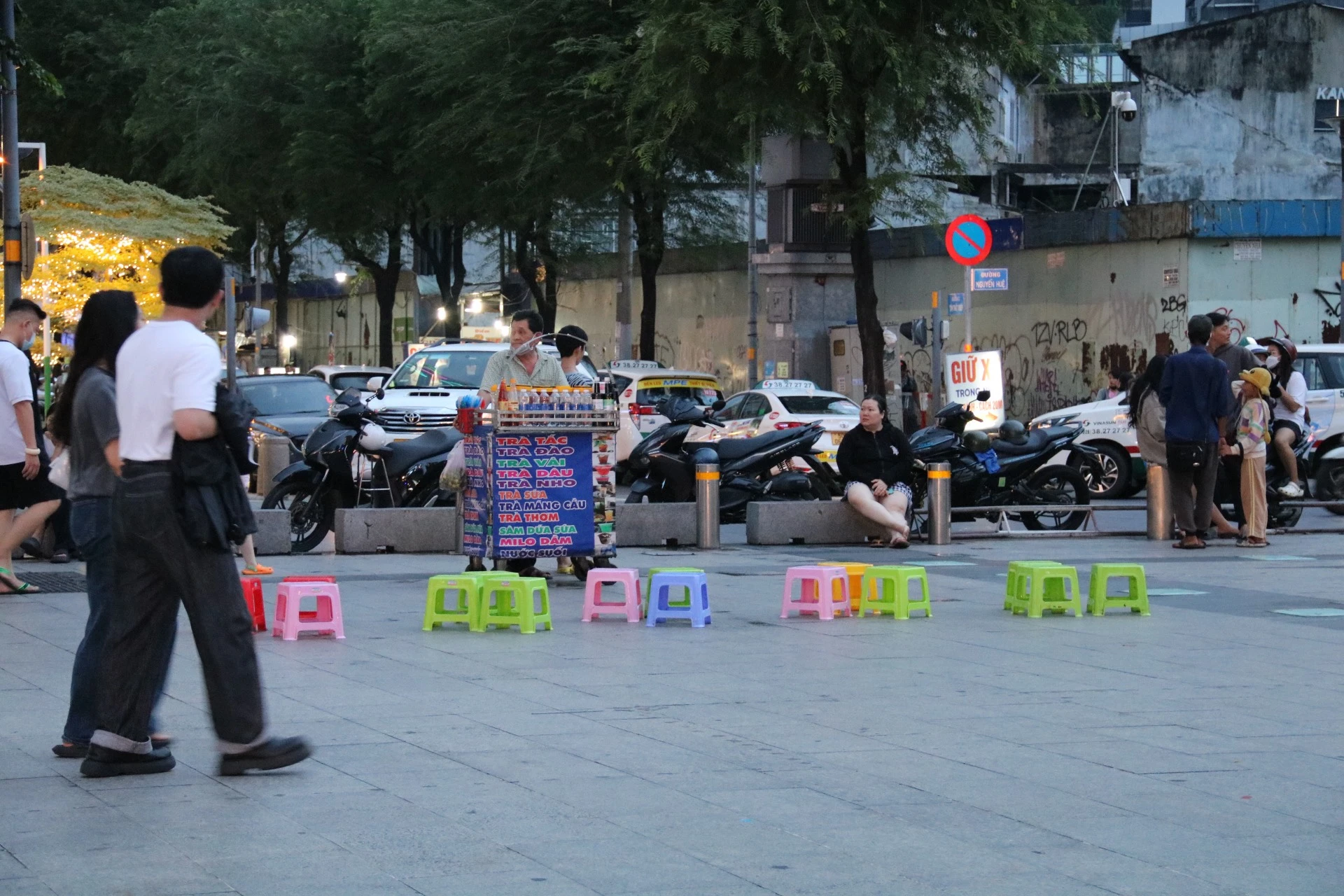 z4765170570448_01c3b82b0d087297998a80cc62c3cb9b.jpg
