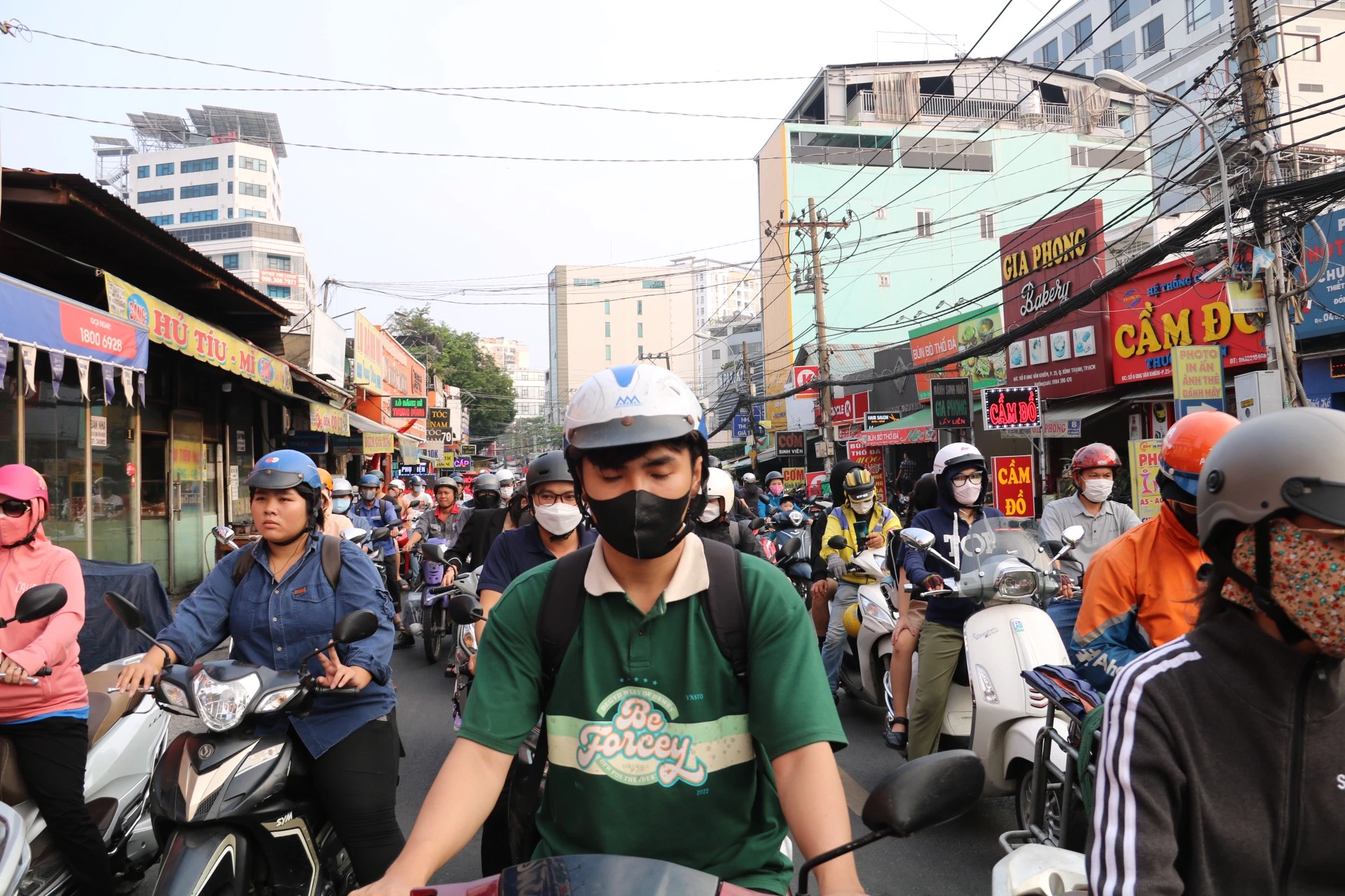 nut-giao-11-239.jpg