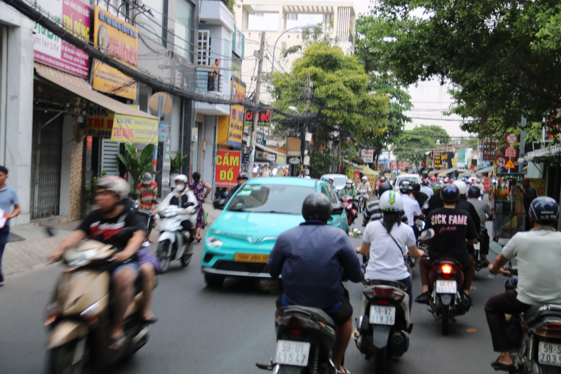 duong-ung-van-khiem-7.jpg