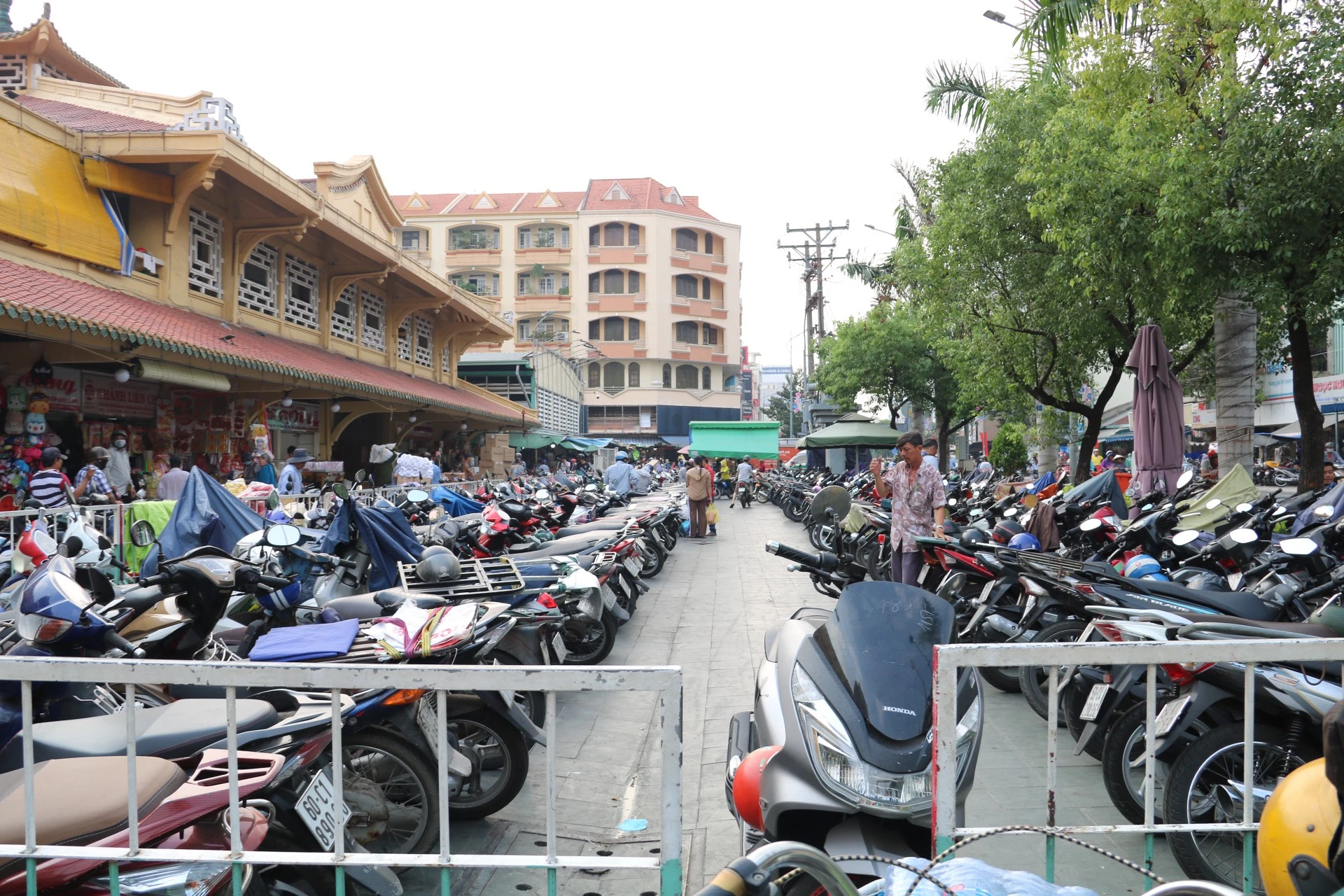 pho-dem-cho-lon-12.jpg
