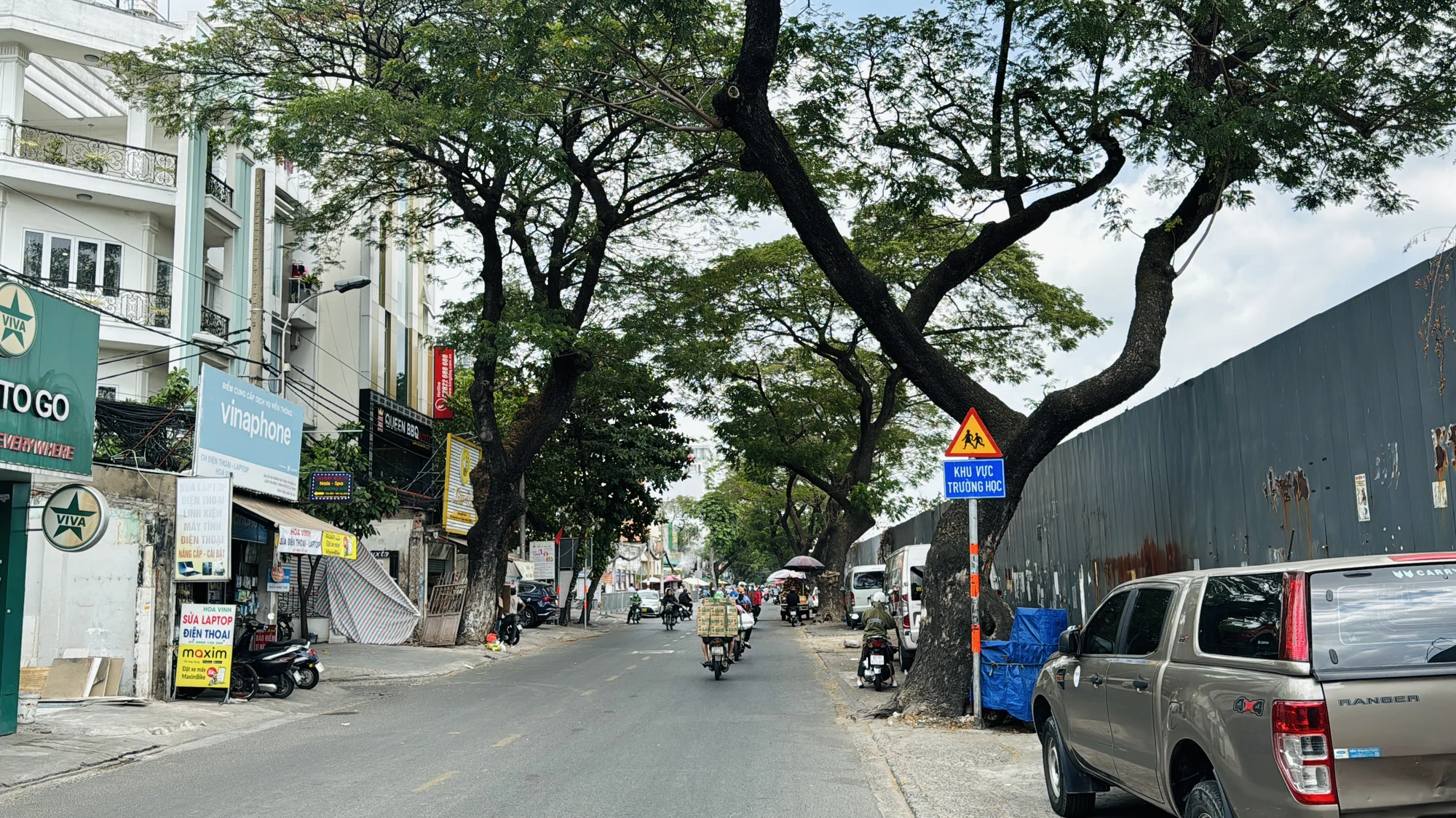 đường Hoàng Hoa Thám