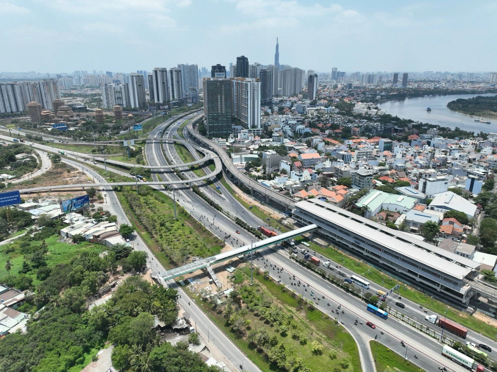 dự án trọng điểm ở TP.HCM thi công xuyên lễ