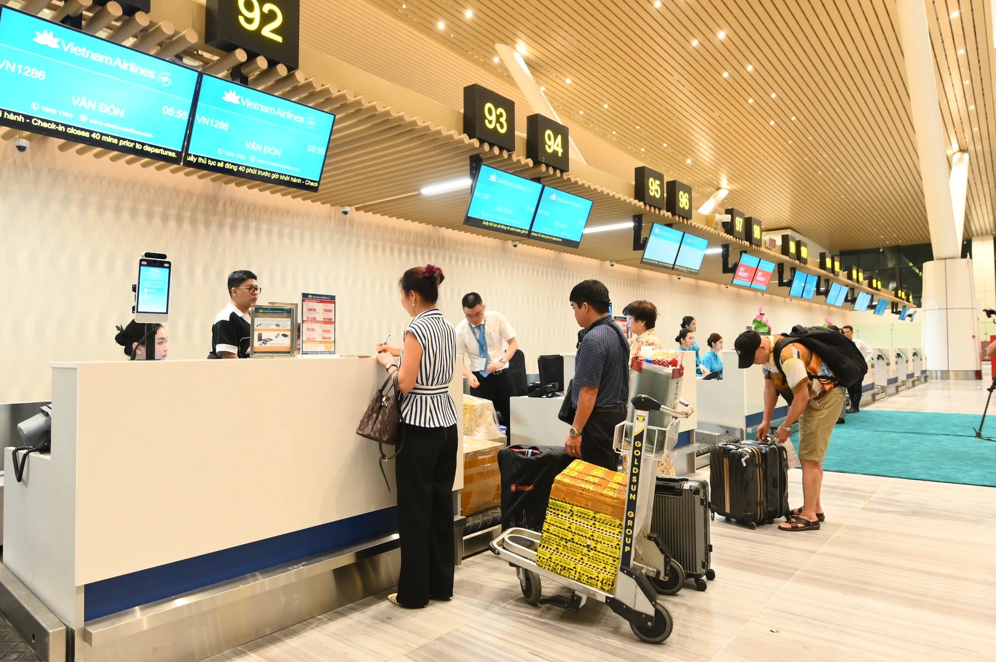 Nhà ga T3, sân bay Tân Sơn Nhất sẽ có 49 chuyến bay khai thác vào ngày 19-4. Ảnh: ACV