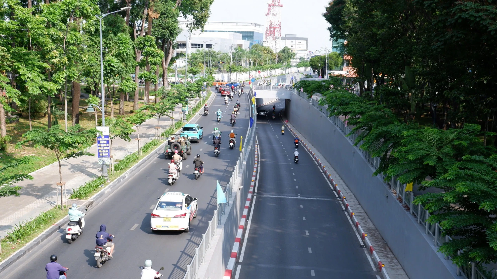 Đường nối Trần Quốc Hoàn - Cộng Hòa nối thẳng vào Nhà ga T3, sân bay Tân Sơn Nhất.