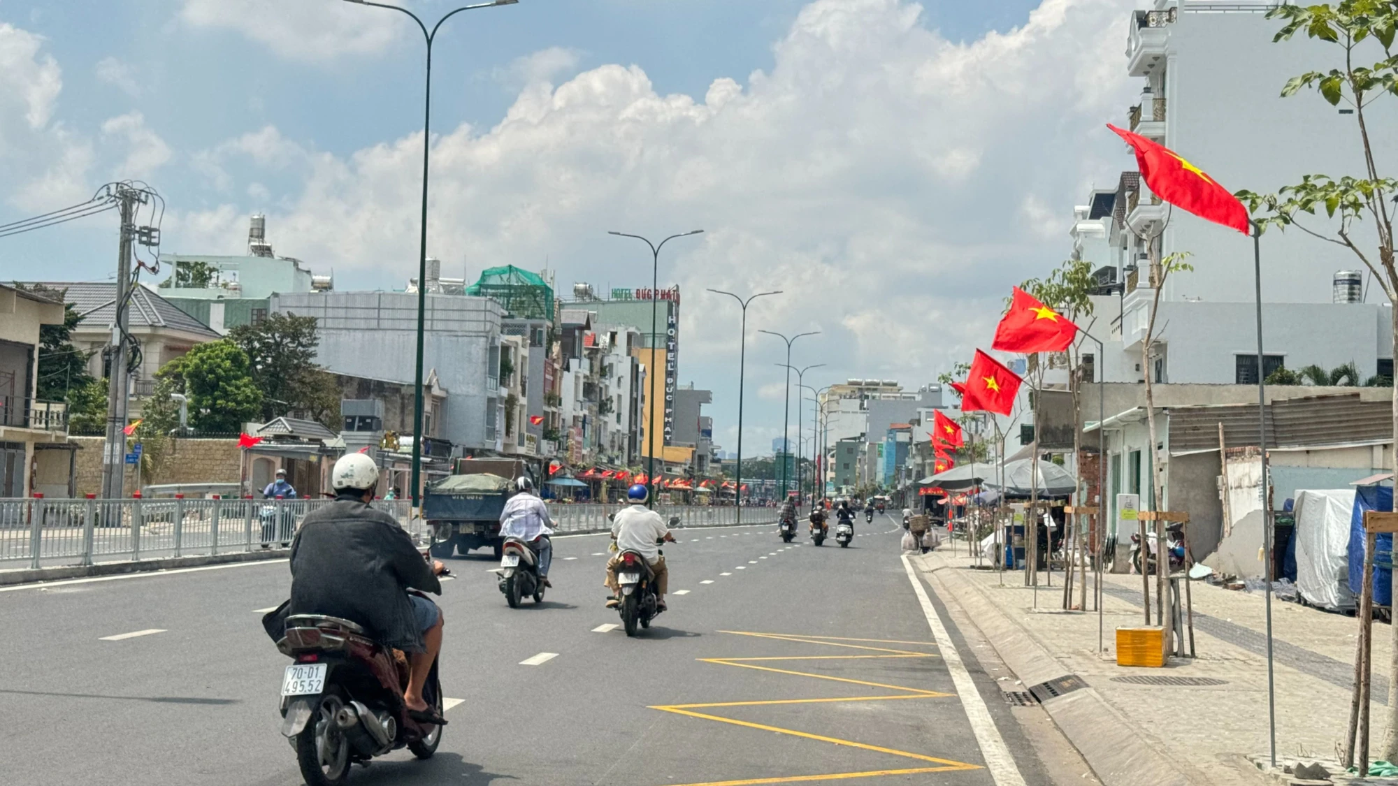 Sẵn sàng thông xe dự án mở rộng đường Dương Quảng Hàm, Gò Vấp