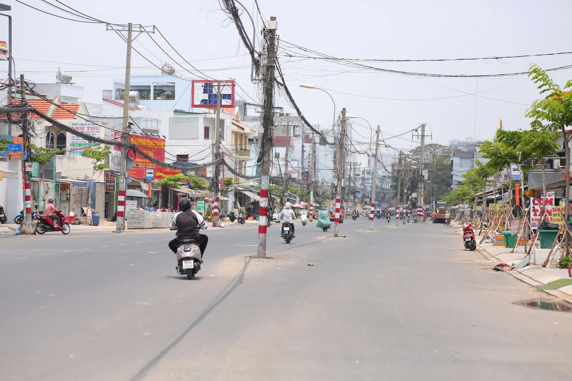 12-nguyen-thi-dinh-01.jpg