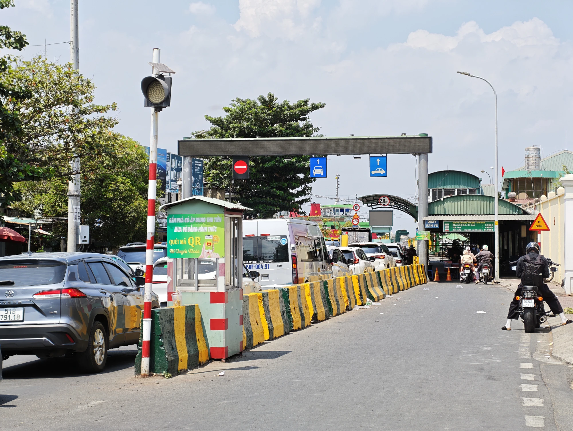 6-pha-binh-khanh..jpg
