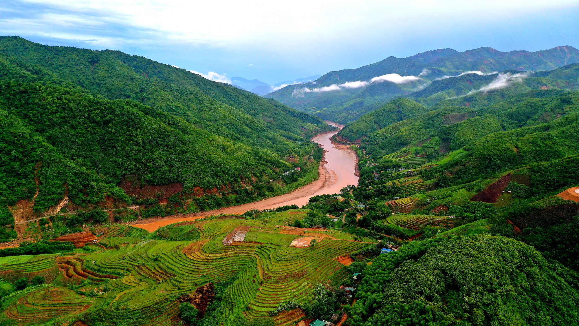 Khám phá vẻ đẹp nguyên sơ tựa 'thiên đường' ở Mường Lát, Thanh Hoá