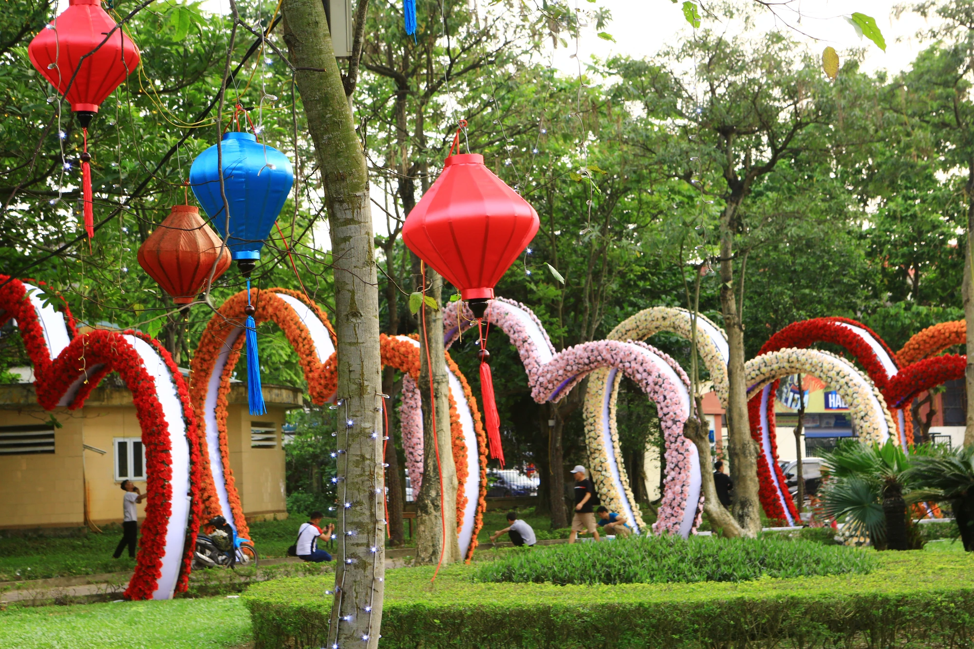 Công viên Hội An hứa hẹn sẽ là nơi chụp hình check-in sống ảo cho giới trẻ những ngày sắp tới. Ảnh: ĐẶNG TRUNG Công viên Hội An hứa hẹn sẽ là nơi chụp hình check-in sống ảo cho giới trẻ những ngày sắp tới. Ảnh: ĐẶNG TRUNG
