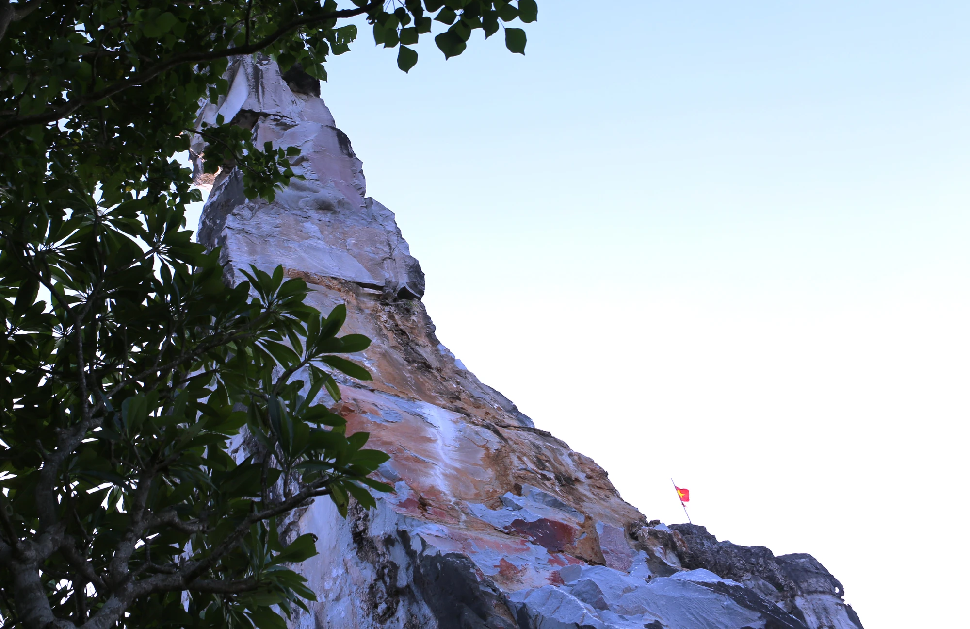 hon-vong-phu-thanh-hoa-1.jpg