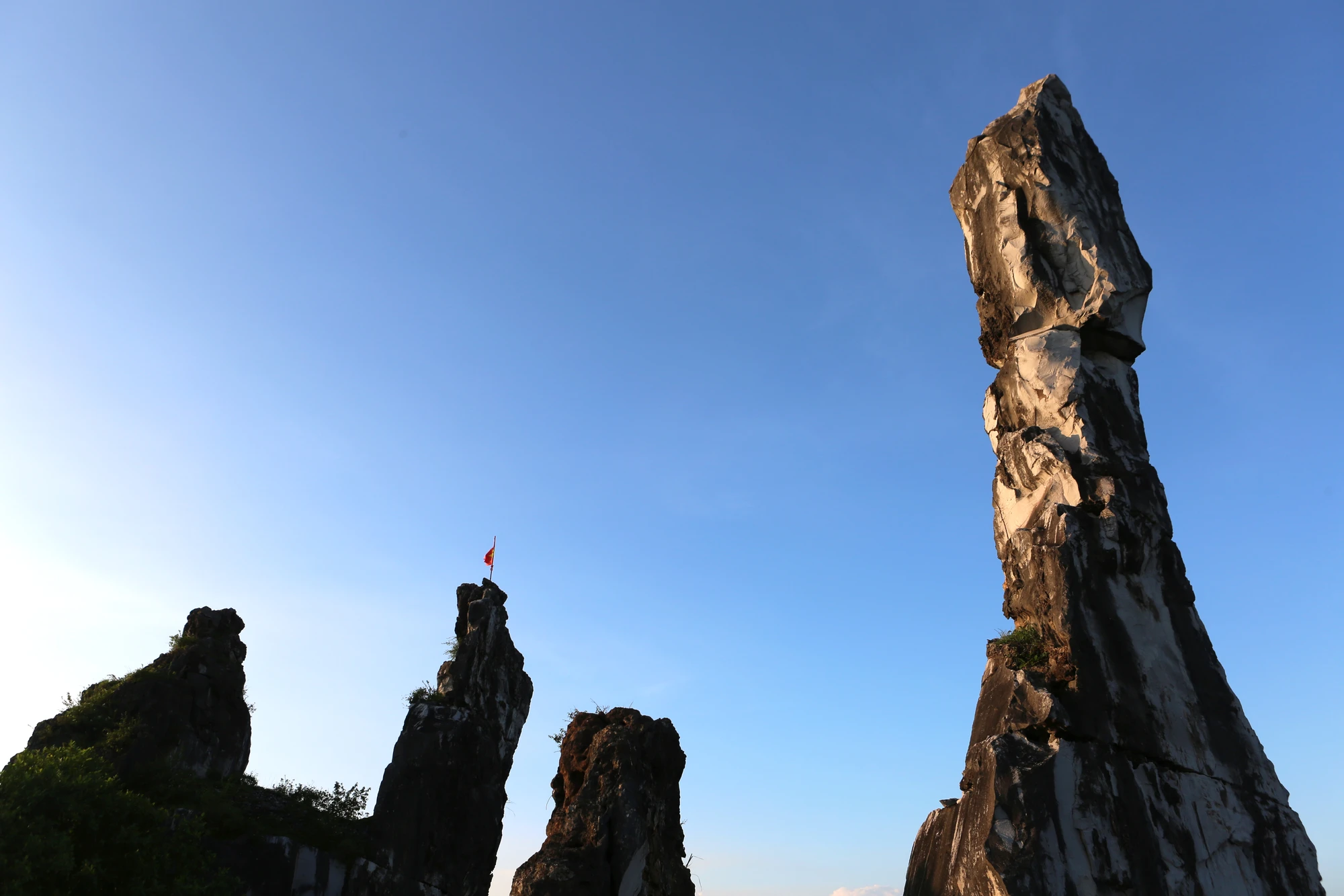 Hòn-vọng-phu-thanh-hoa-sat-lo-nghiem-trong-30.JPG